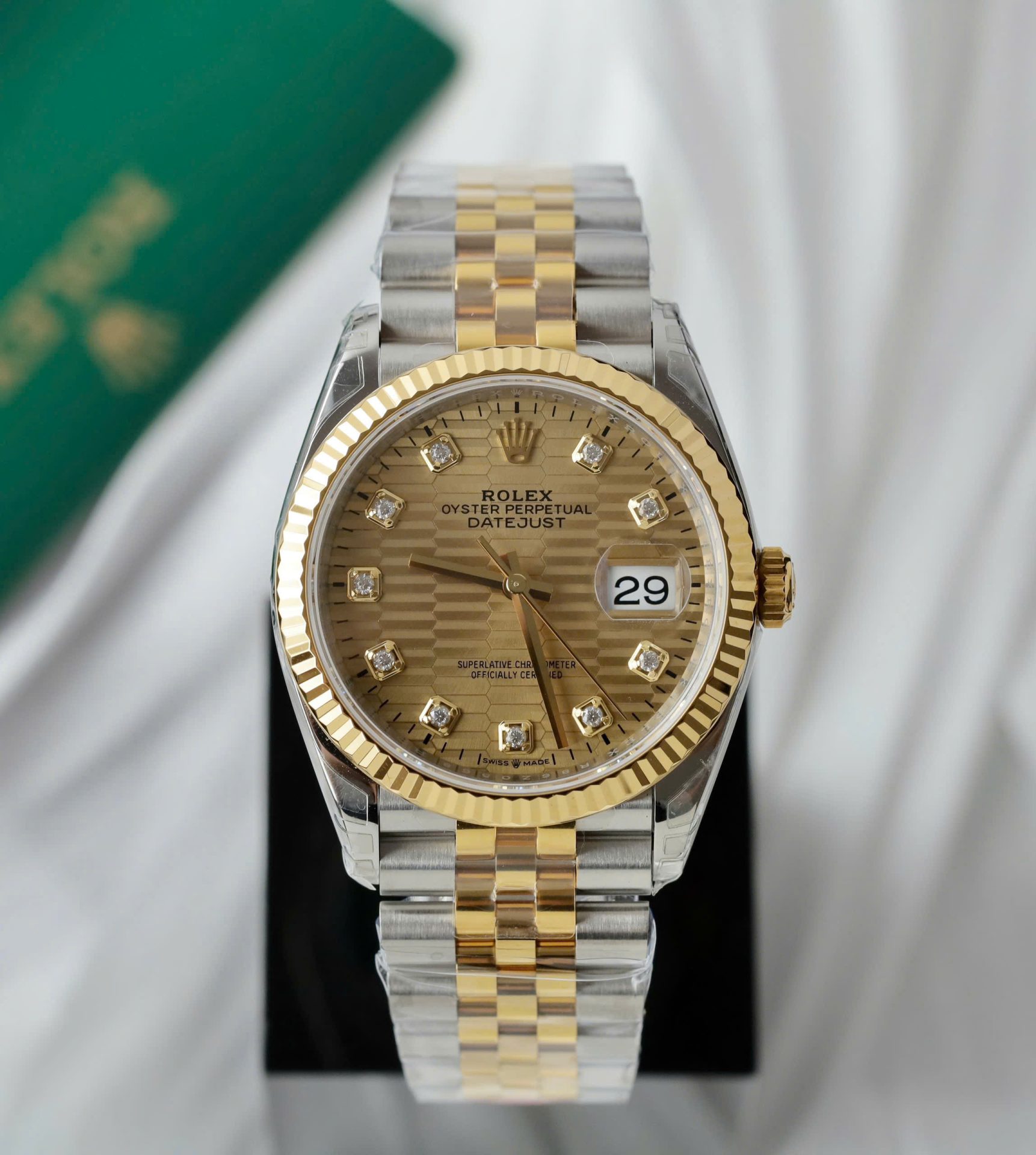 Rolex DateJust 126231 Replica Watch Màu Demi Motif Dial VS Factory 36mm - Elite Watch Atelier