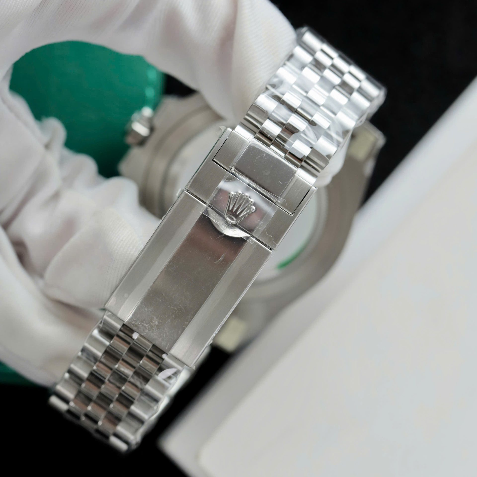Rolex GMT-Master II 126729VTNR Copies Watch Green Dial Jubilee Strap 40mm - Top club