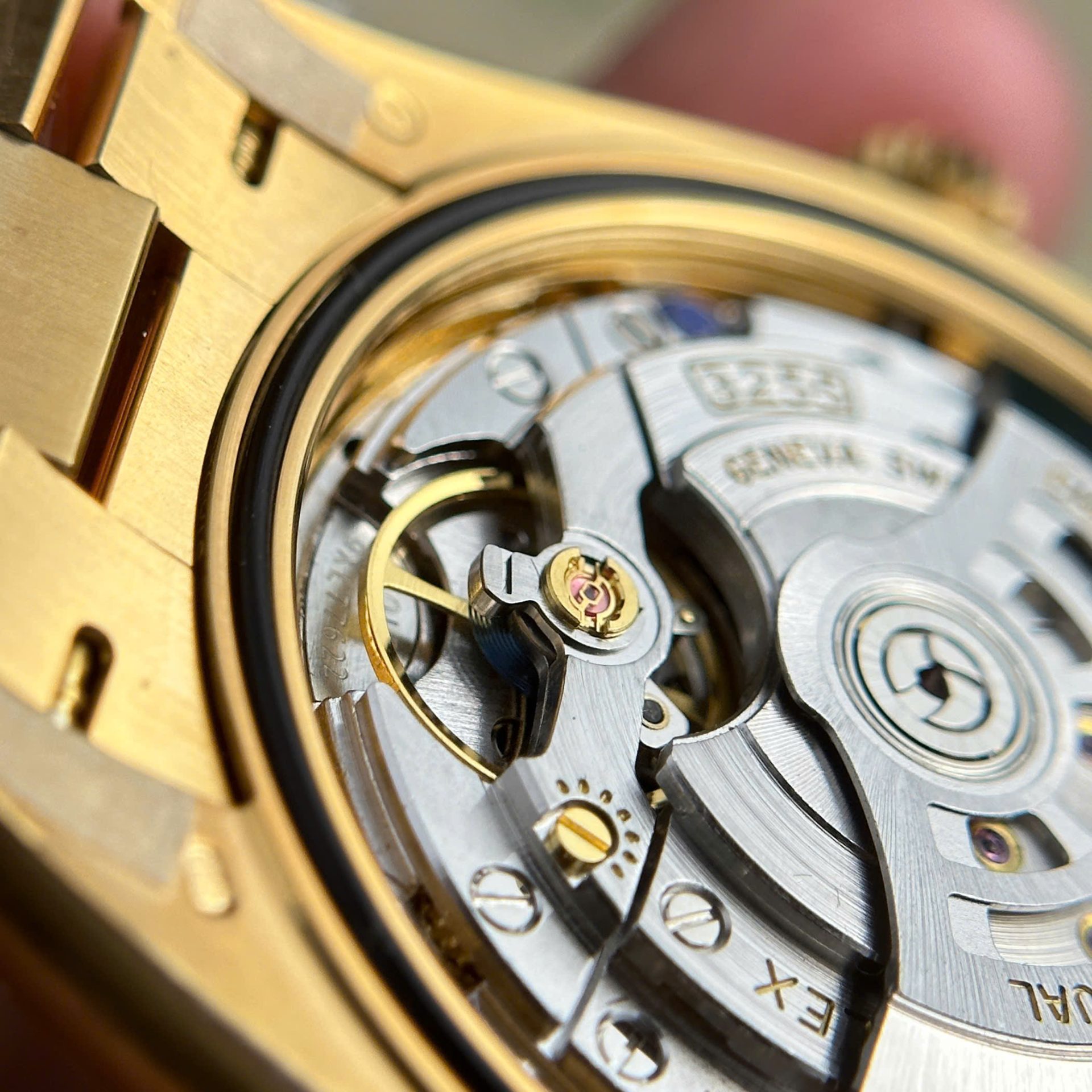 Rolex Day-Date 228238 Replica Watch Yellow Dial President Strap AR Factory 40mm - Top club
