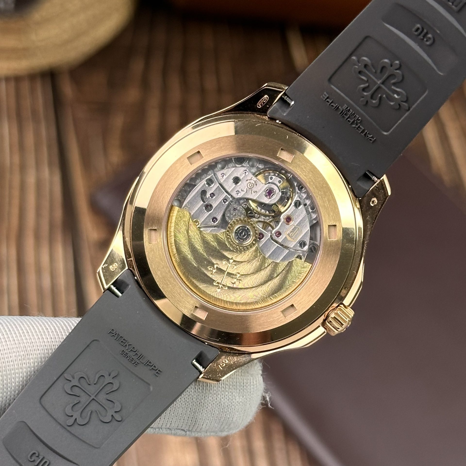 Patek Philippe Replica 1:1 Watch Aquanaut 5167R Chocolate Dial Factory 3K 40mm - Top club