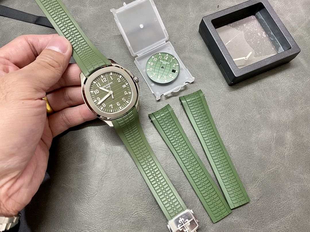 Fake Patek Philippe Replica Watch Aquanaut Jumbo White Gold Khaki Green Dial 5168G-010 3KF(1:1 replica) - Top club