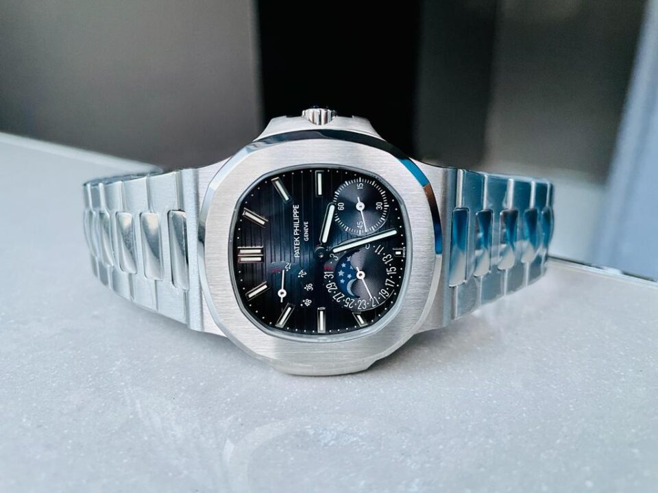 Replica PATEK PHILIPPE Nautilus 5712 SS PPF 1:1 Best Edition Blue Dial on SS Bracelet A240 V2 - Top club