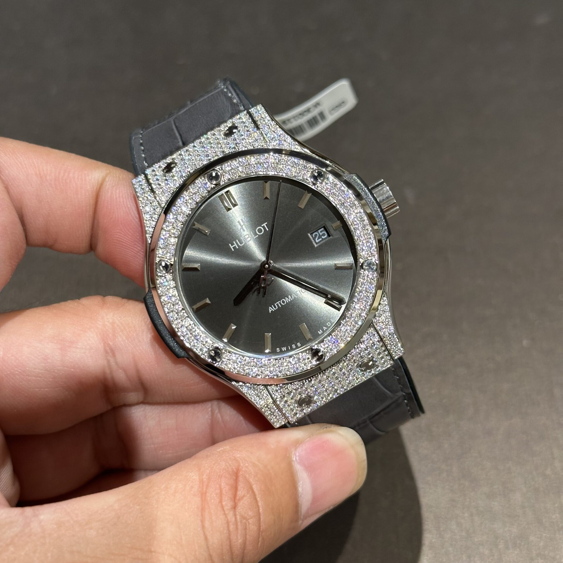 Hublot Replica Watch With Full Diamond Moissanite Diamonds Gray Dial Leather Strap 42mm - Top club