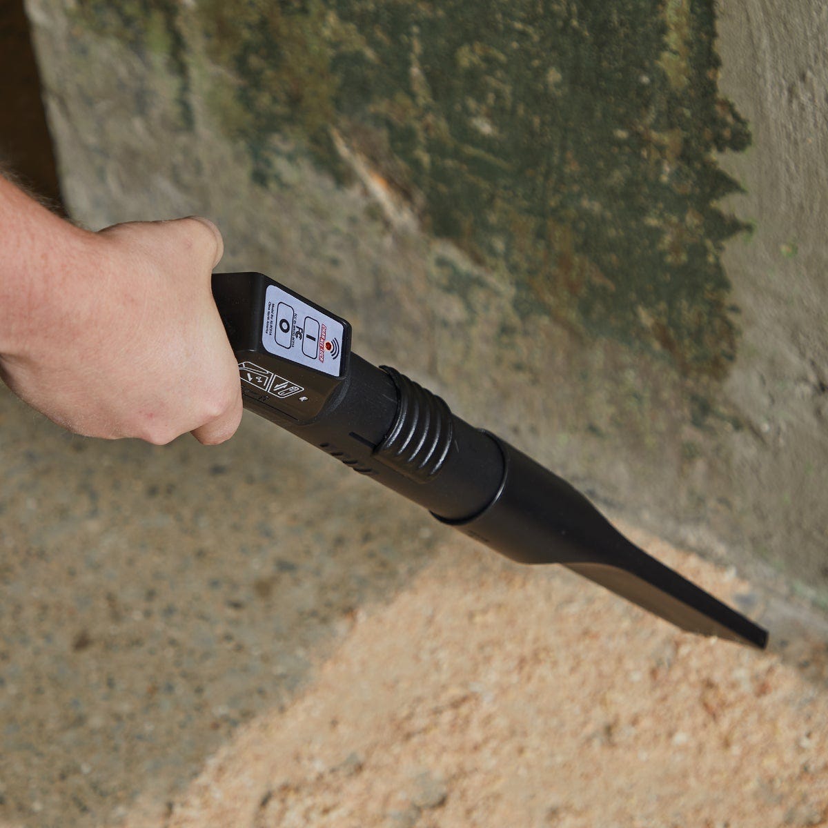 Channellock 5 Gal. 5.0-Peak HP Wall Mount Wet/Dry Vacuum