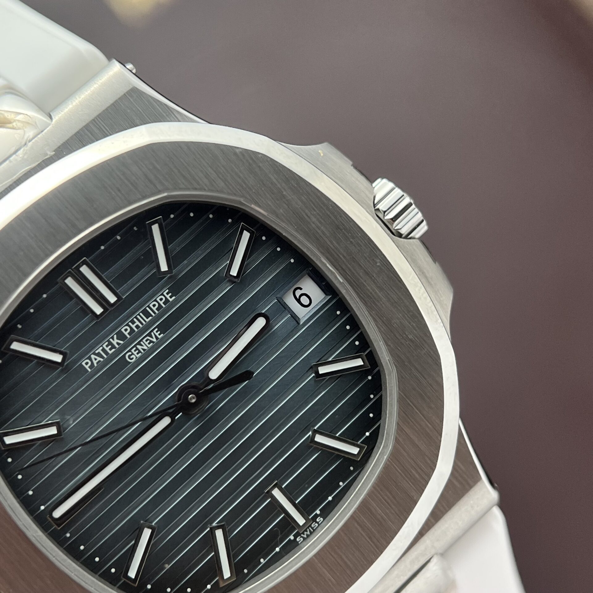 Patek Philippe Nautilus 5711 Best Replica Watch White Rubber Strap 3K Factory 40mm - Top club