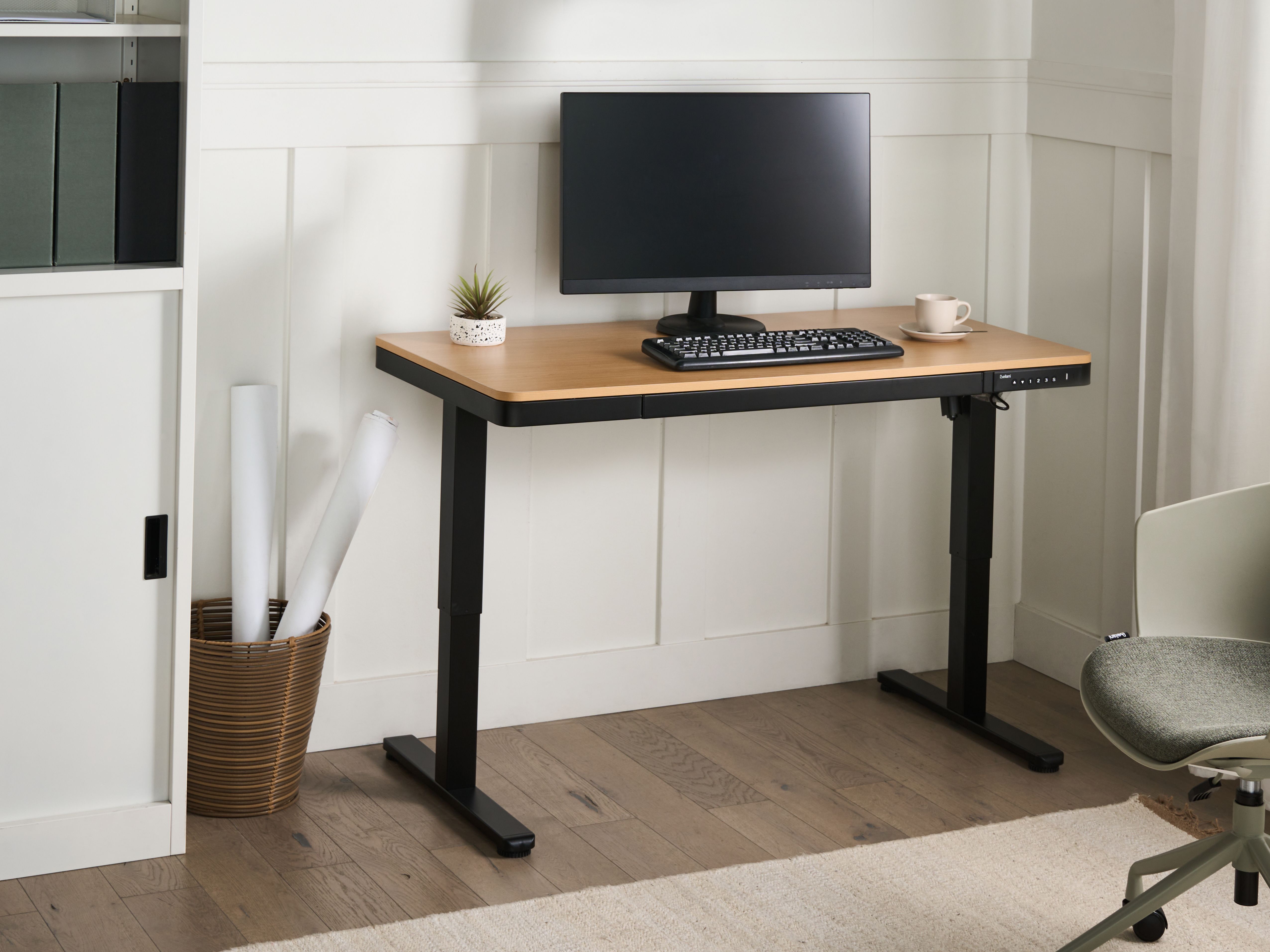 Electric Adjustable Standing Desk PENLY Black/ Light Brown 120 cm 60 cm with USB Port