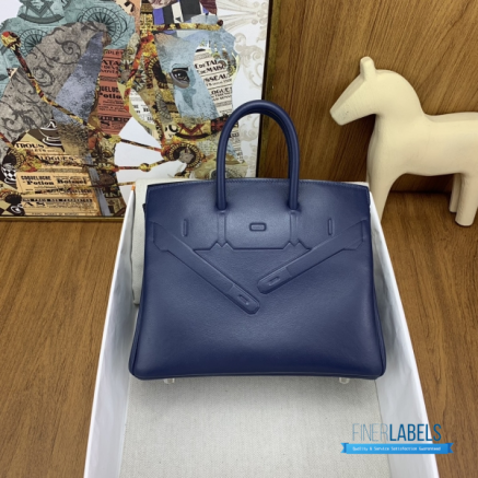 The Ultimate Highest Quality Replica: Hermès Shadow Birkin 251:1High-quality replica