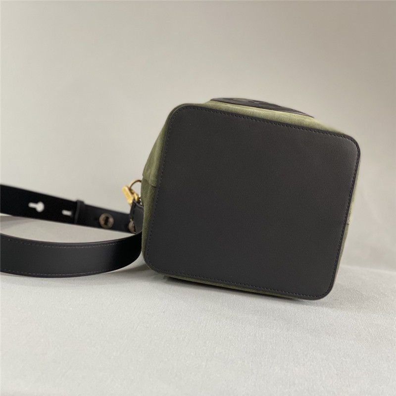 fendi mon tresor bucket bag - Replicaclubs