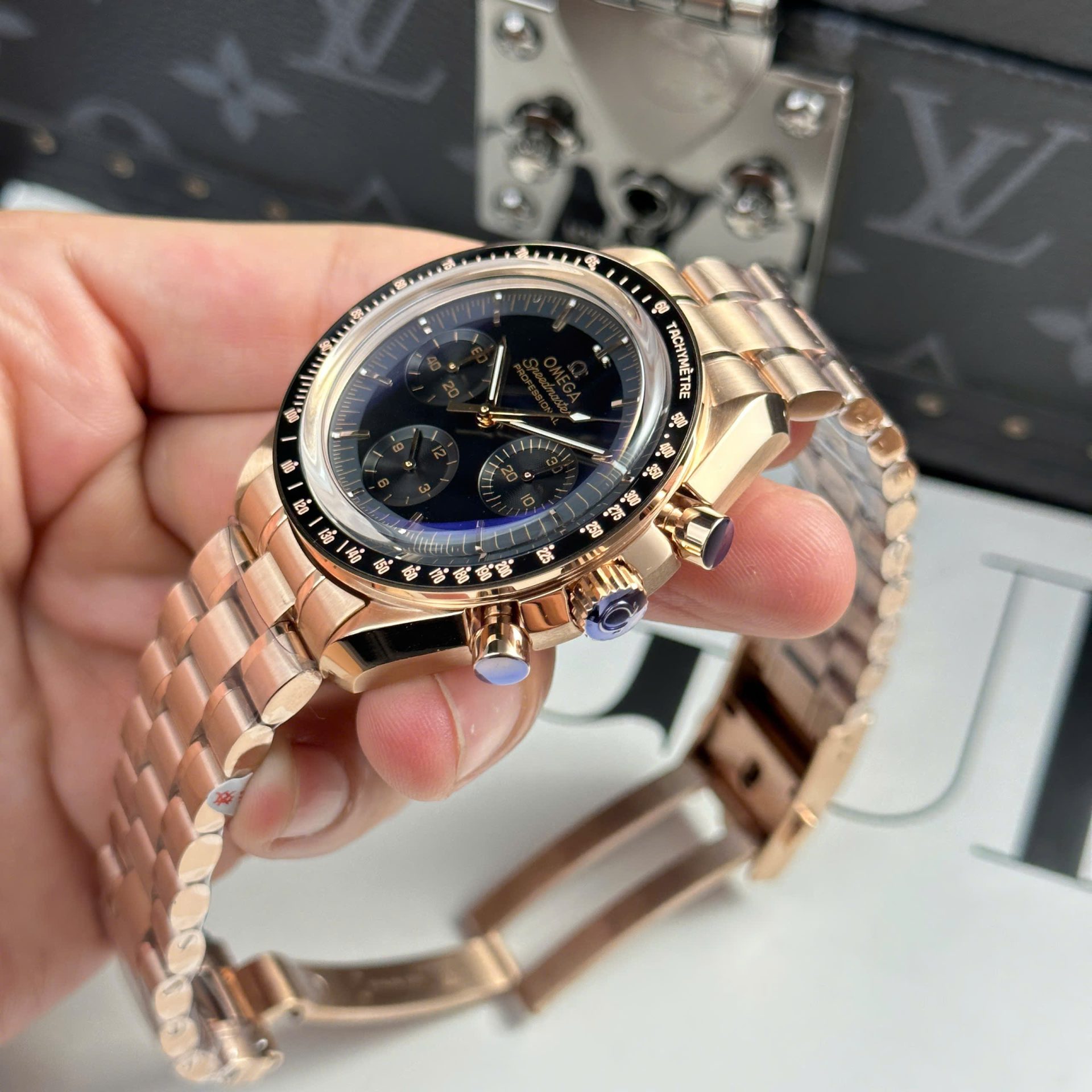 Omega Best Copies Watch SpeedMaster MoonWatch Rose Gold OM Factory 42mm - Top club