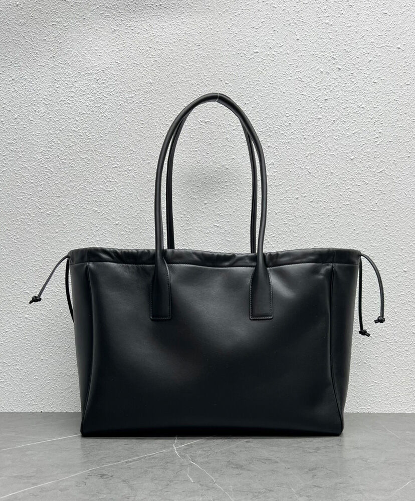 Celine Cabas Drawstring Cuir Triomphe In Smooth Calfskin Black1:1High-quality replica