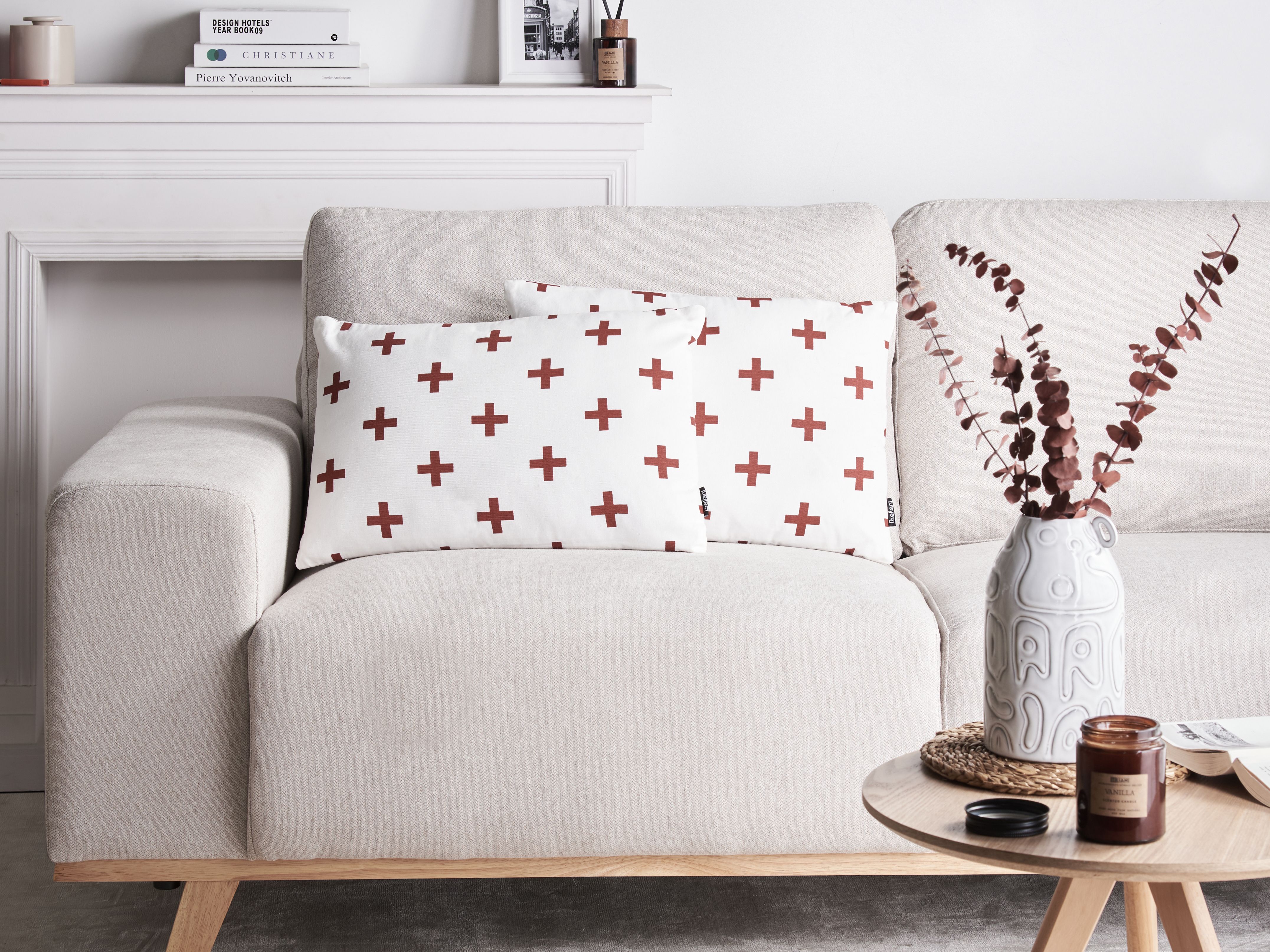 Set of 2 Decorative Cushions VELLEIA Cotton 50 x 35 cm White Geometric Pattern