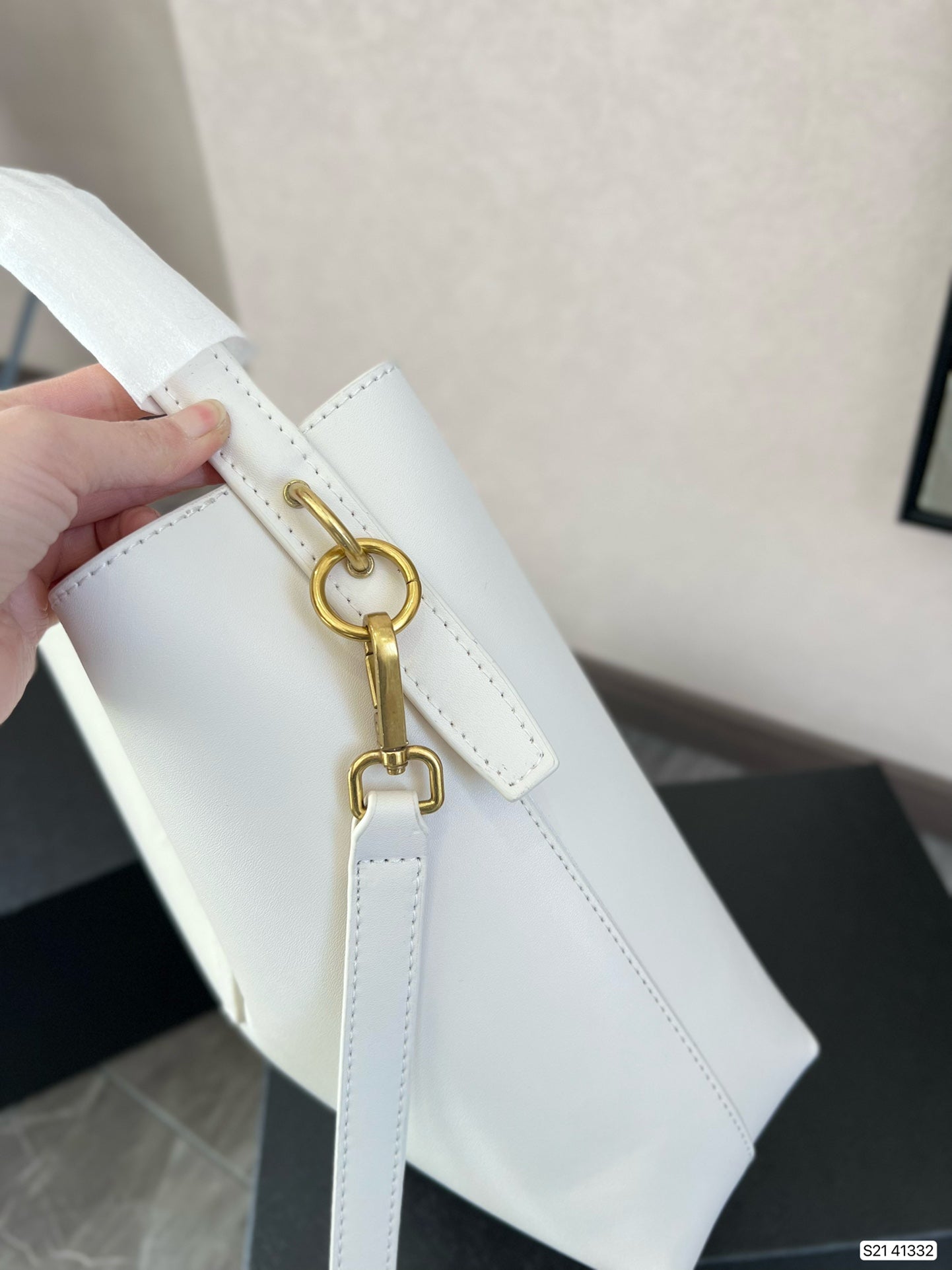 TO – Luxury Bags SLY 2711:1High-quality replica