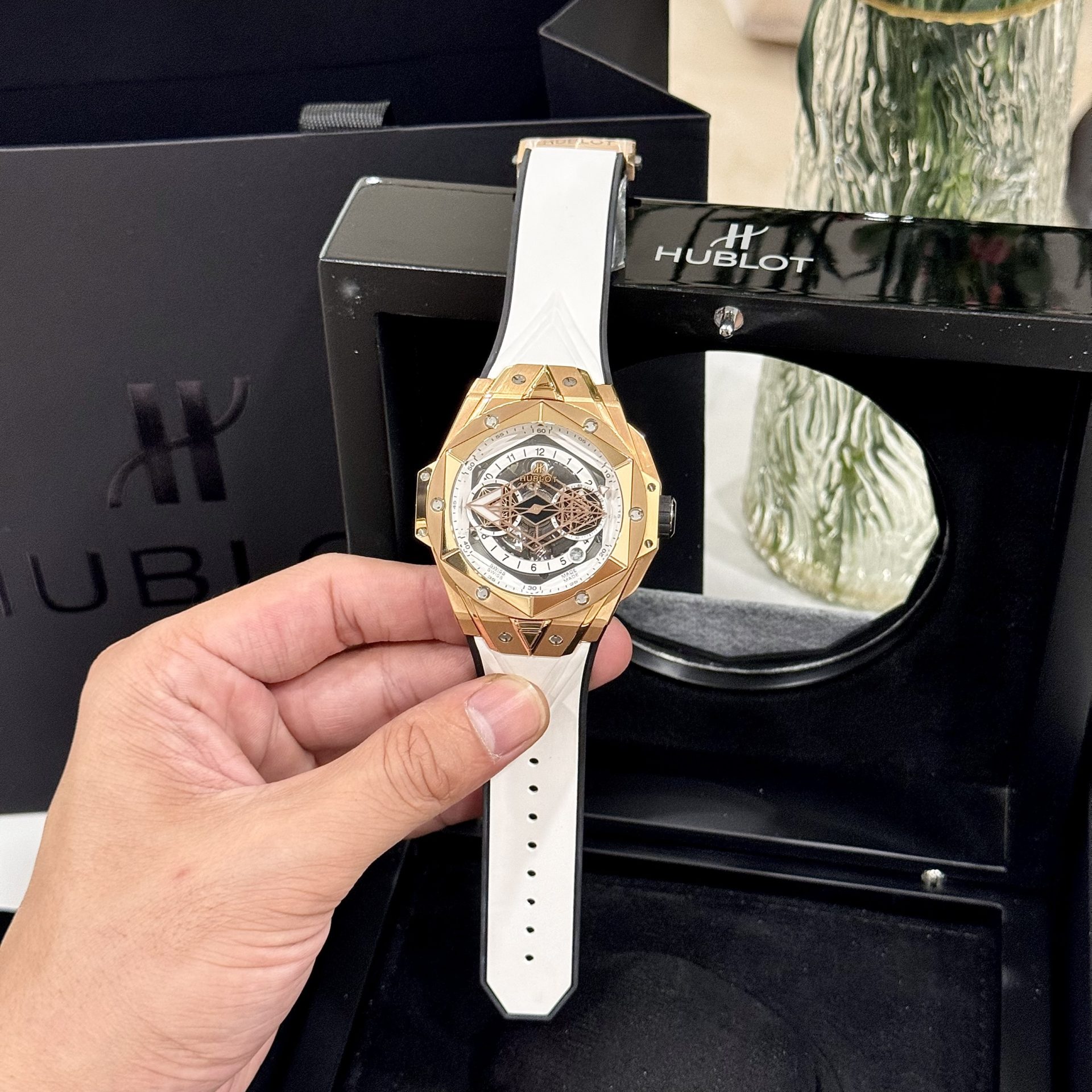 Hublot Replica 1:1 Watch Big Bang Sang Bleu ll King Gold Men s White BBF 45mm - Elite Watch Atelier
