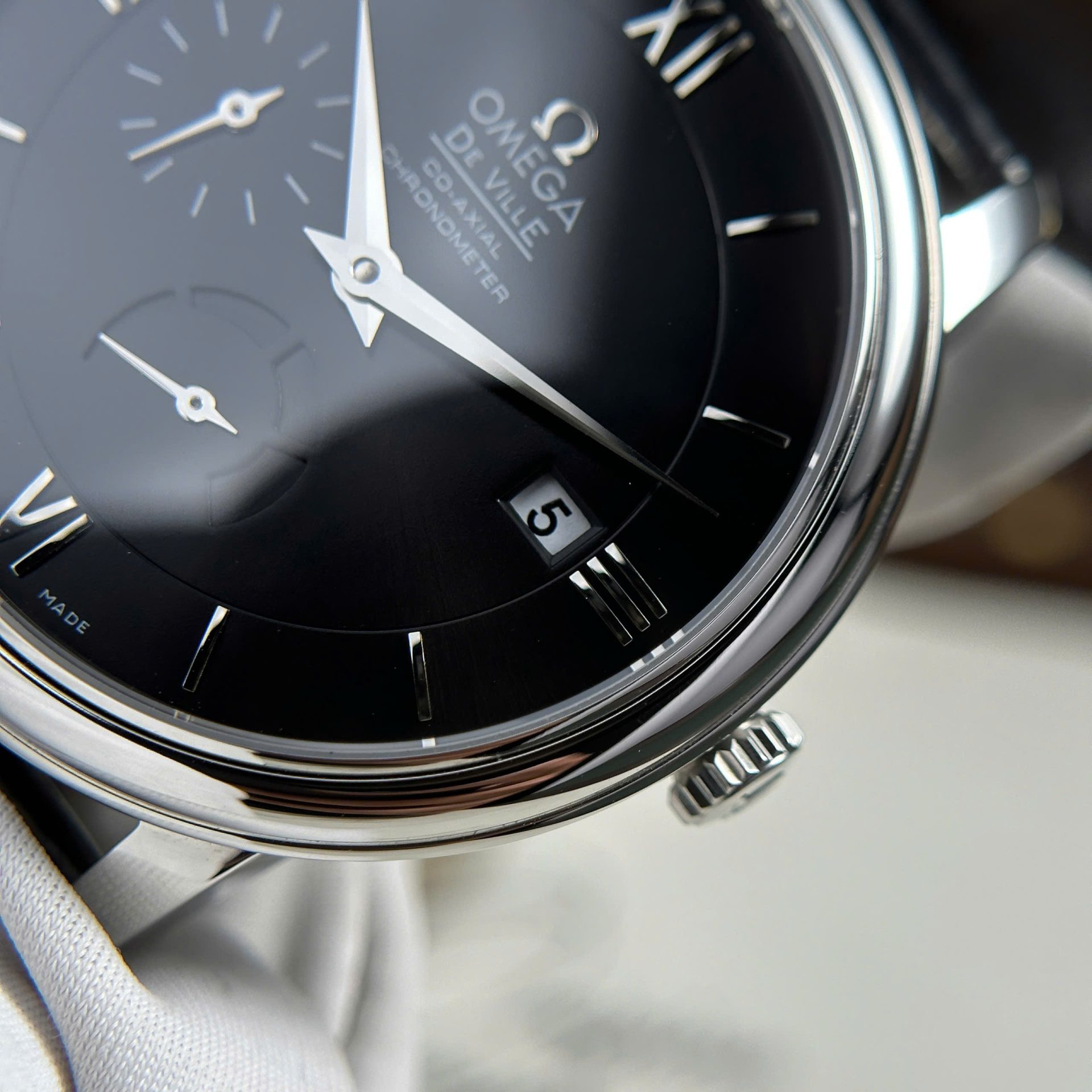 Omega Replica Watch De Ville Prestige Power Reserve Black Dial 39.5mm - Top club