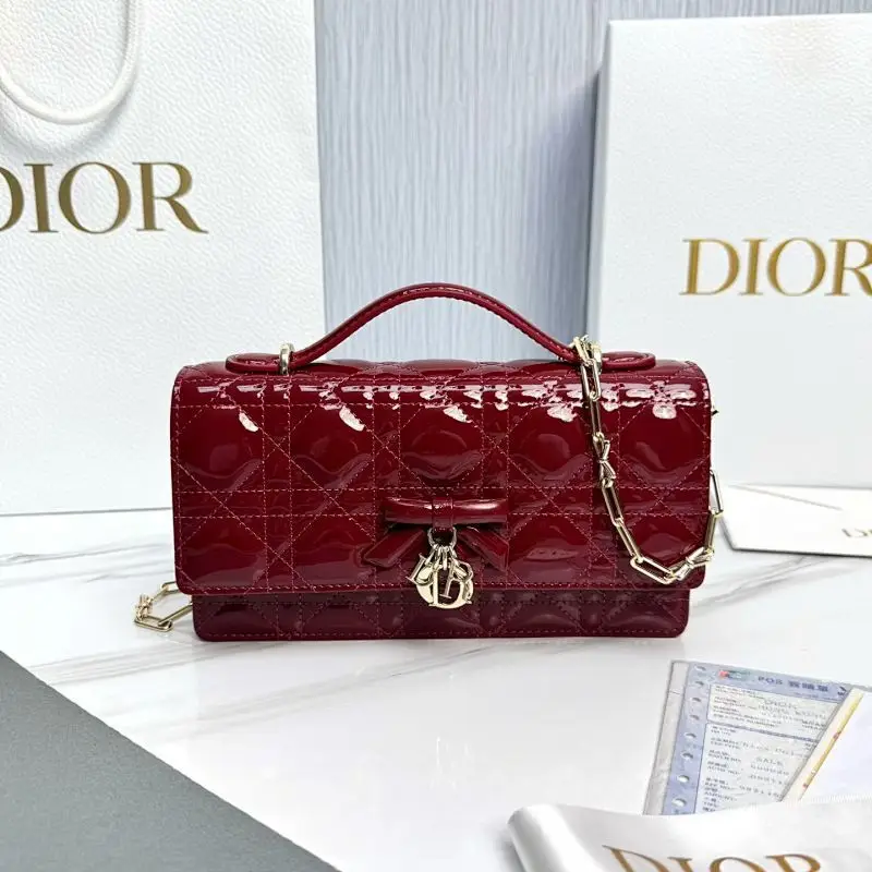 Shop1:1High-quality replica