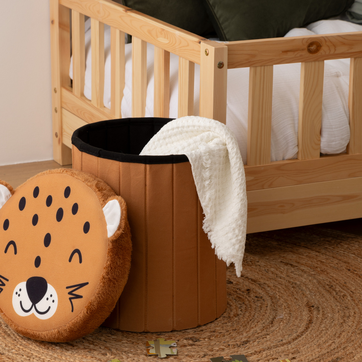 Folding children's leopard storage pouf "Anoki" Orange, D. 30x36 cm