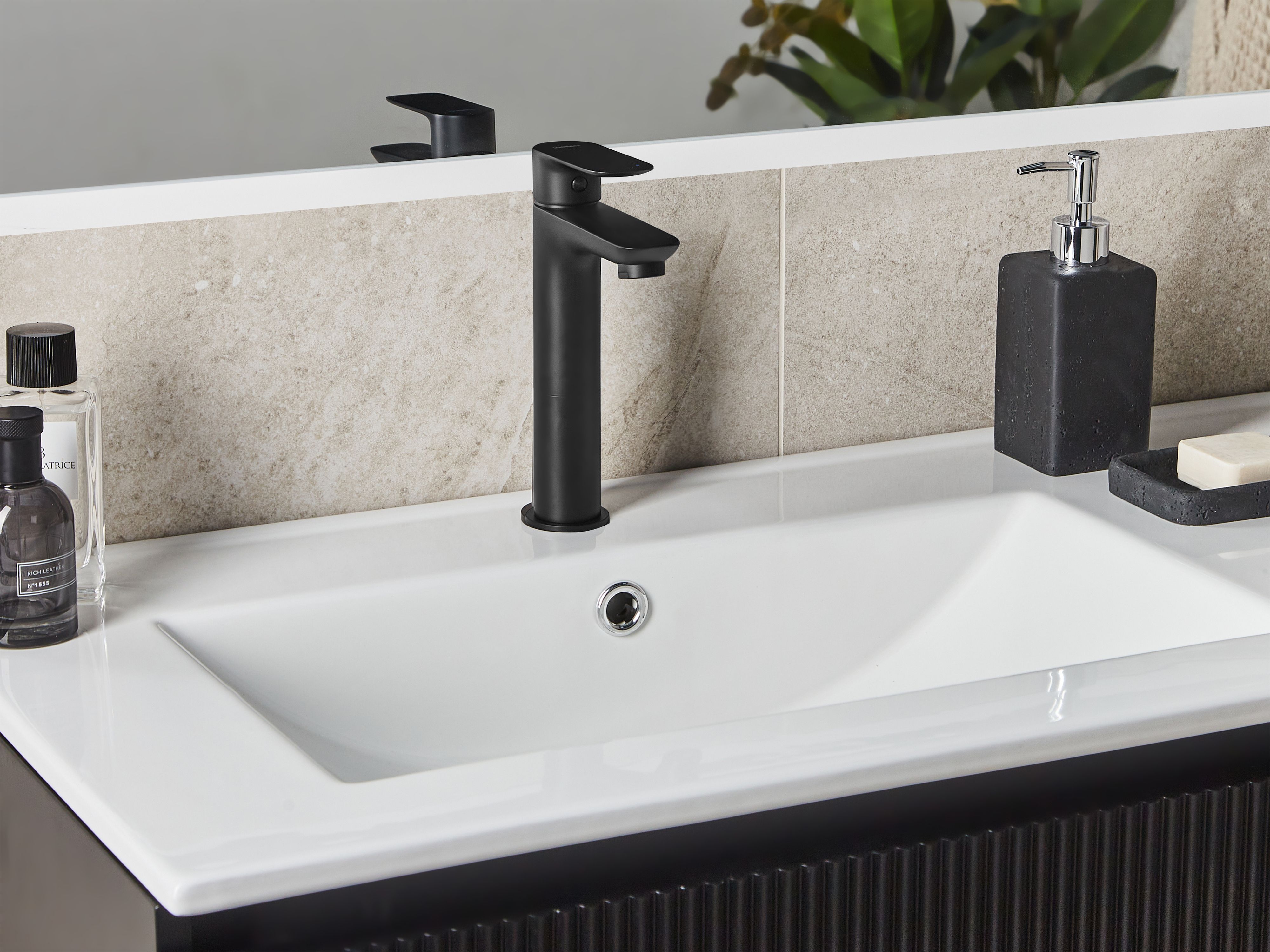 Basin Mixer Tap CHIMBOTE Brass Black