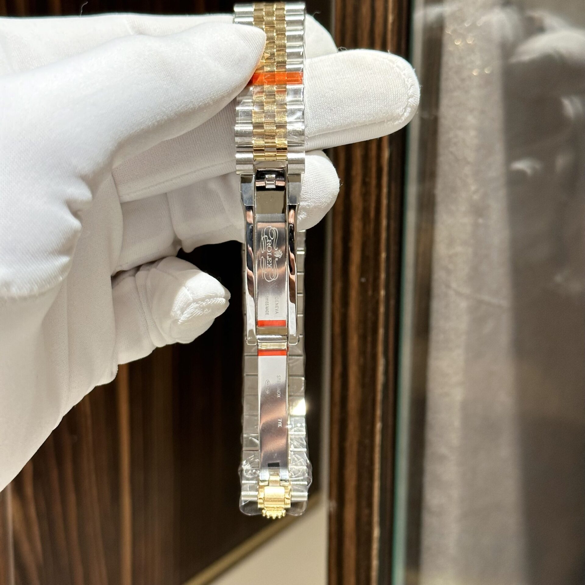 Rolex Replica 11 Watch DateJust Mother of Pearl Dial With Diamonds EW 31mm - Top club