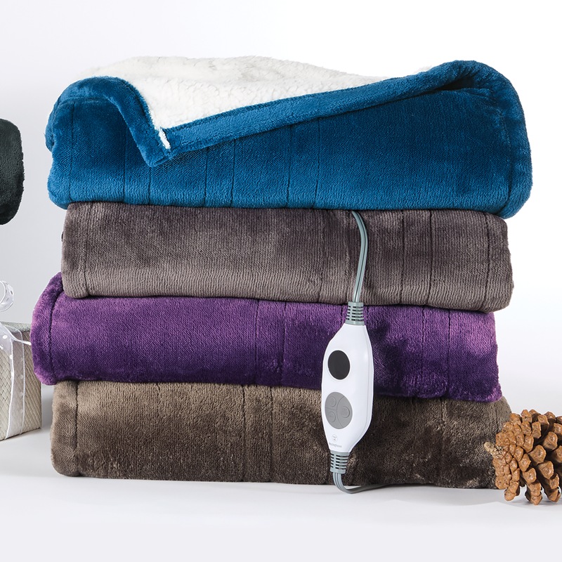 Westinghouse Reversible Fleece to Sherpa Heated Throw, Plush - MIDNIGHT VELVET CATALOG