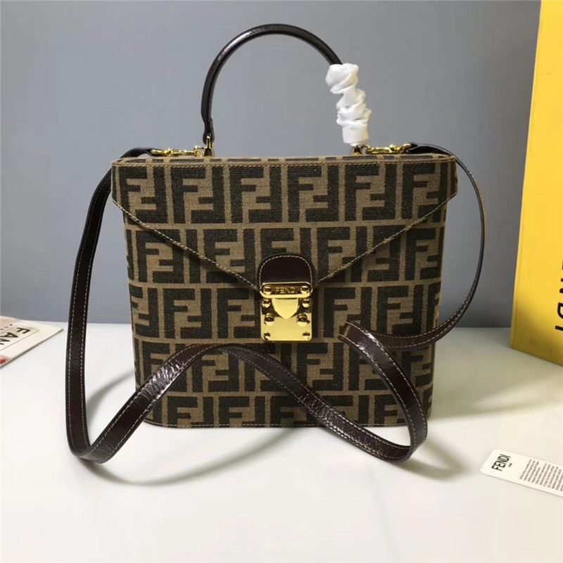 vintage fendi box bag - Replicaclubs