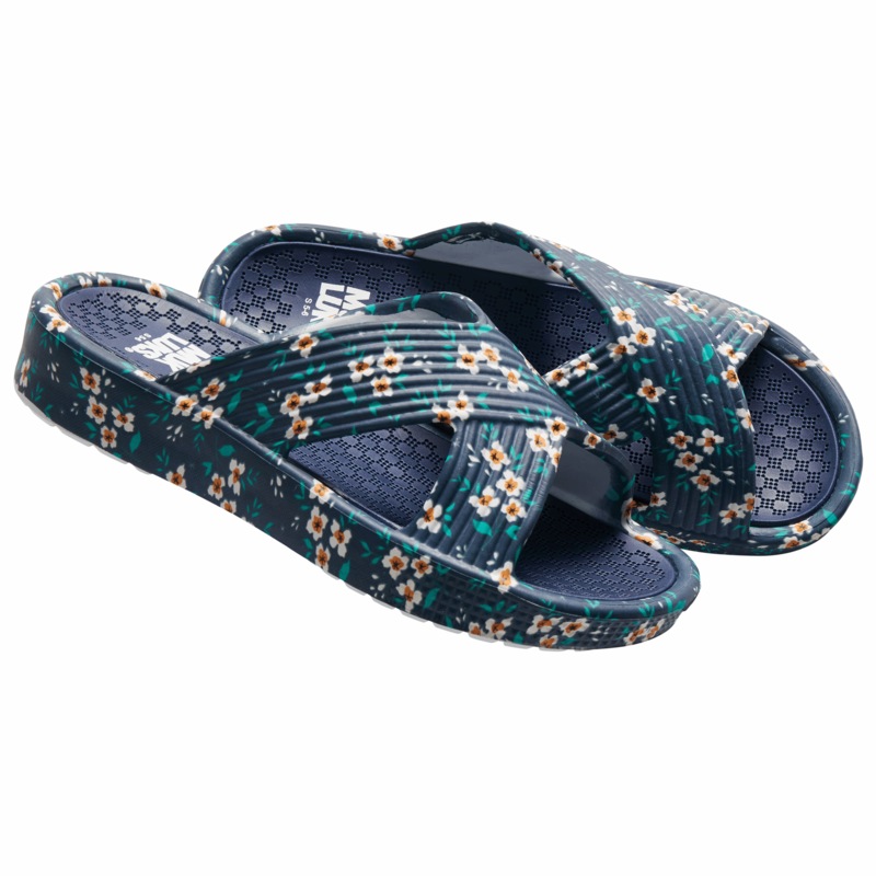 Lukees Spa Day Slide by Muk Luks with Tropical Print - MIDNIGHT VELVET CATALOG