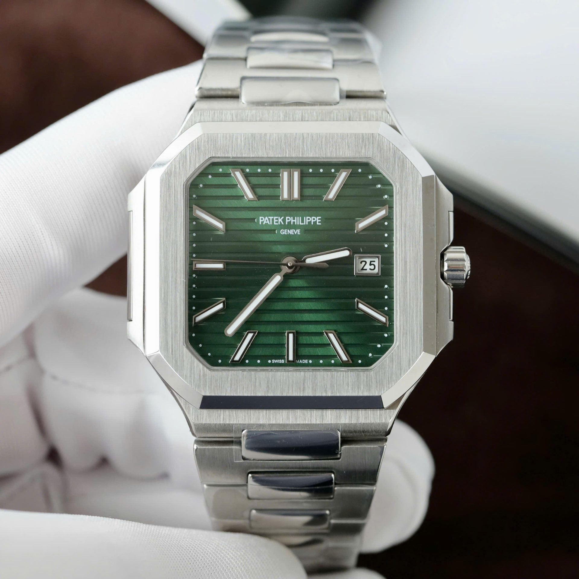 Patek Philippe Cubitus 5821 Replica 11 Watches Green Dial Metal Wire 45mm - Elite Watch Atelier