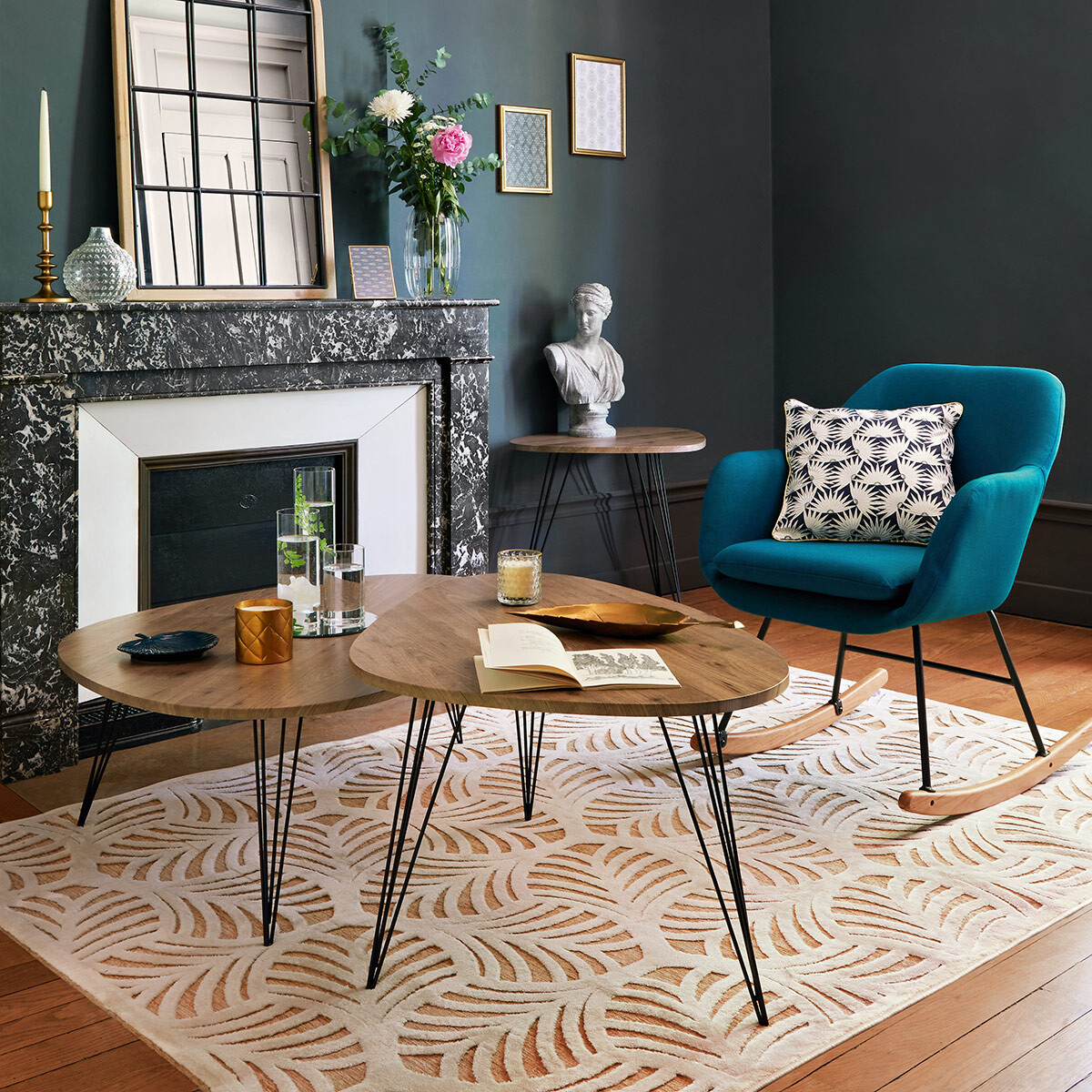 Side table "Neile" 69x54 cm