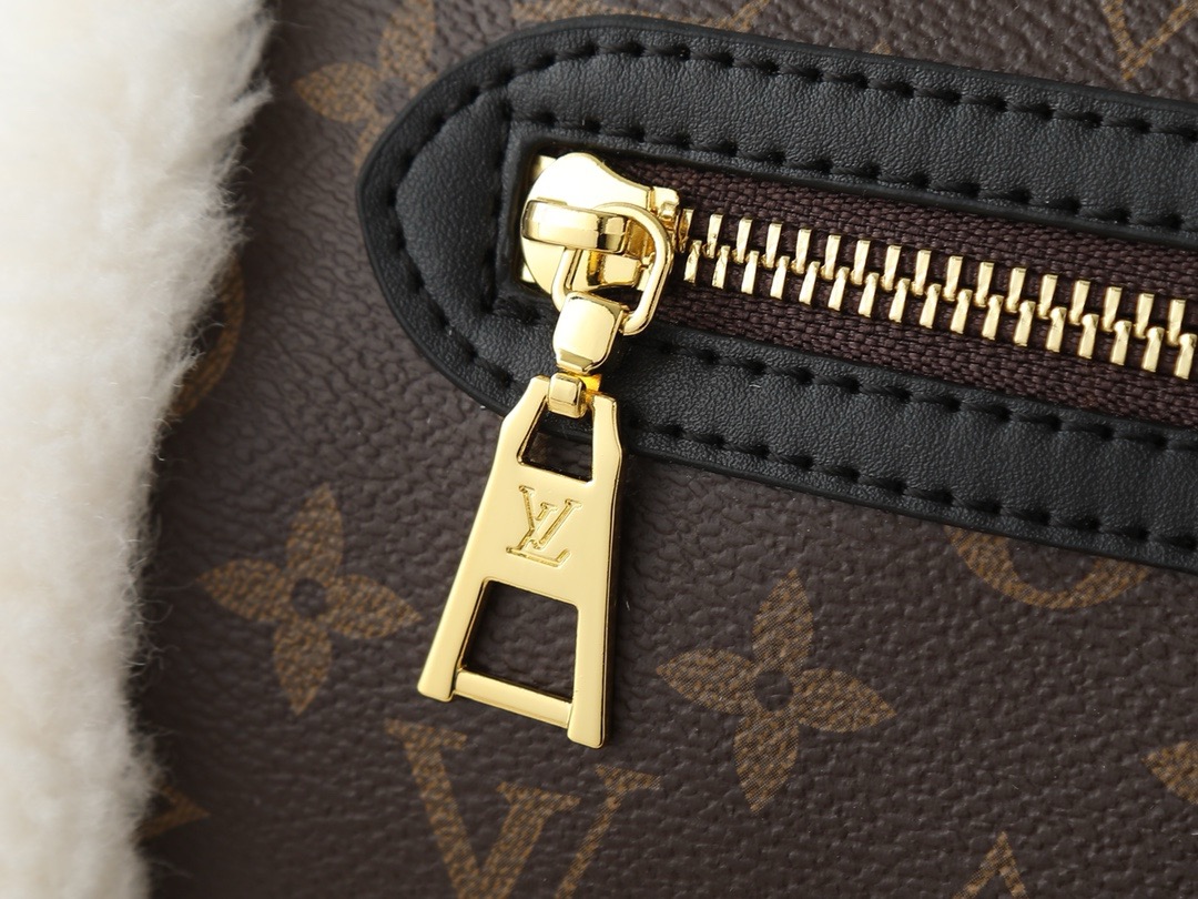 Louis Vuitton Teddy Mitt 1:1High-quality replica