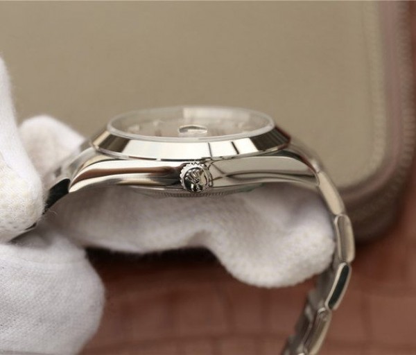 Replica Rolex DateJust 41mm 126300 Noob White Dial Diamonds Markers SS Bracelet A3235 - Elite Watch Atelier