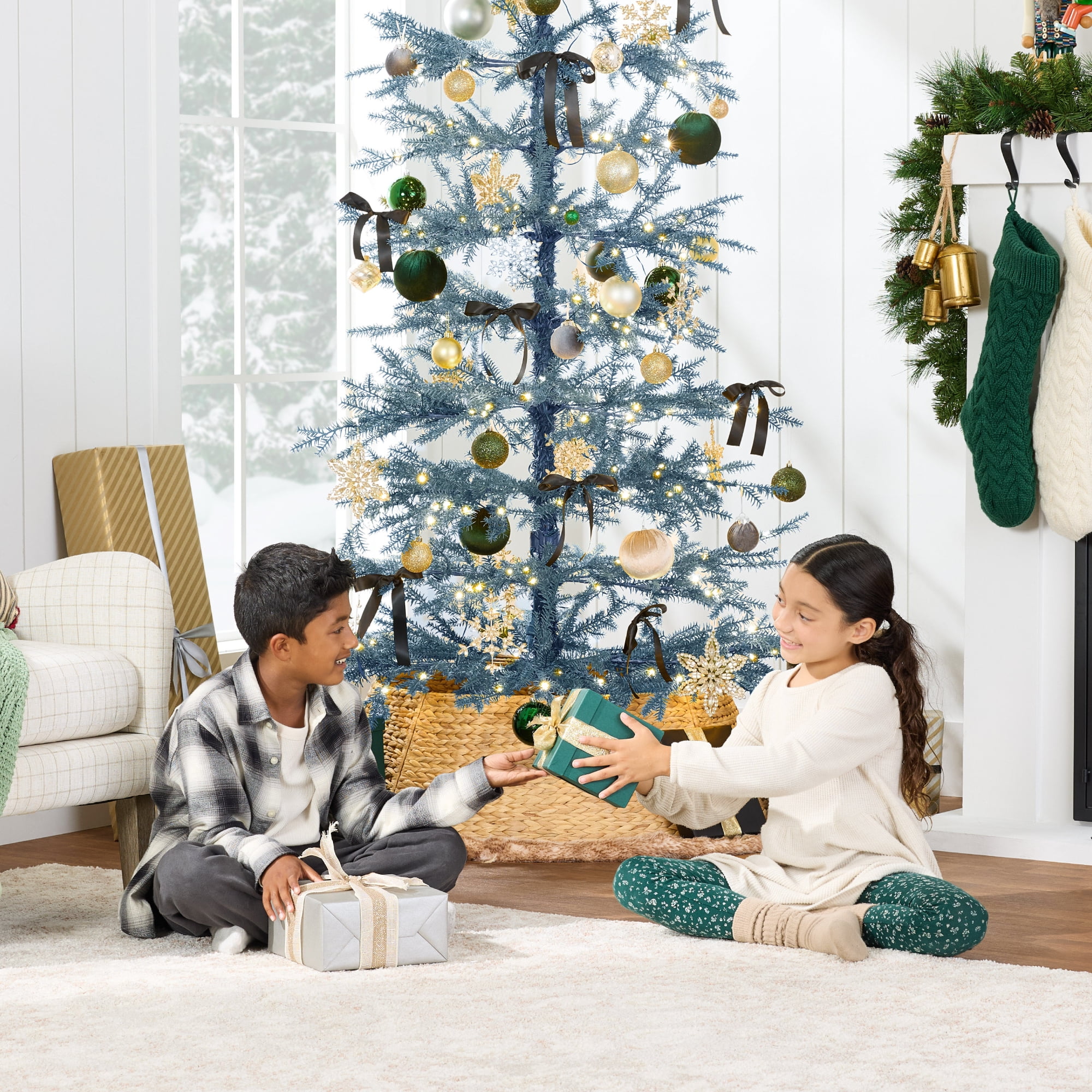 Best Choice Products 4.5ft Pre-Lit Sparse Christmas Tree w/ 100 2-in-1 LED Lights, Cordless Connection, Metal Stand - Image 29