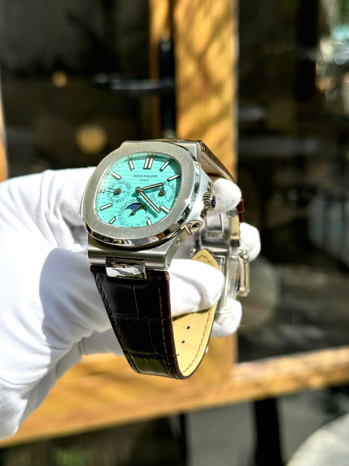 Patek Philippe High End Watch Replicas Nautilus 5740G Tiffany   Automatic Swiss Movement 40mm - Top club