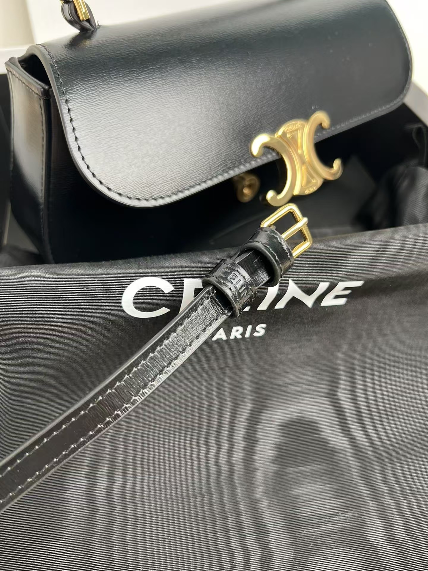 CELINE Lola Shell Shoulder Bag1:1High-quality replica