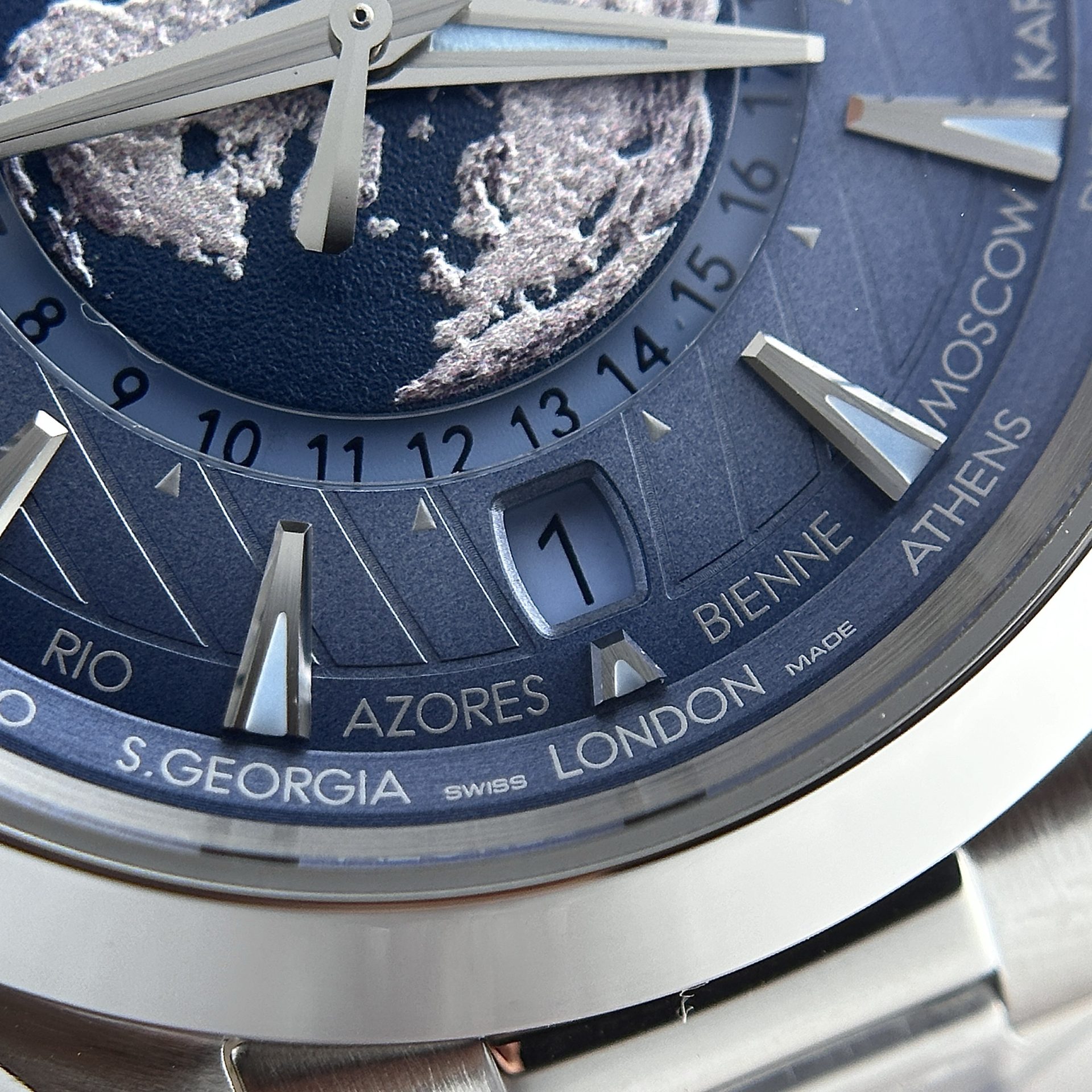 Omega Seamaster Aqua Terra Worldtimer Dial Blue Replica Watch VS Factory 43mm - Top club