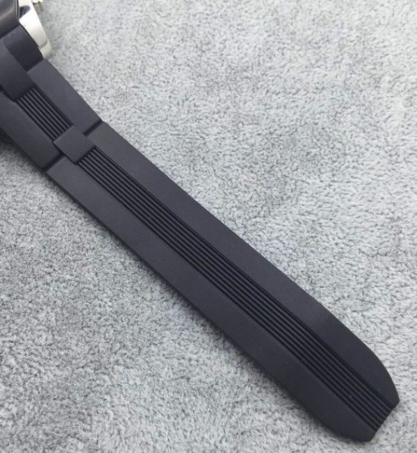Replica Cartier Roadster SS Black Dial Black Rubber Strap A7750 - Top club