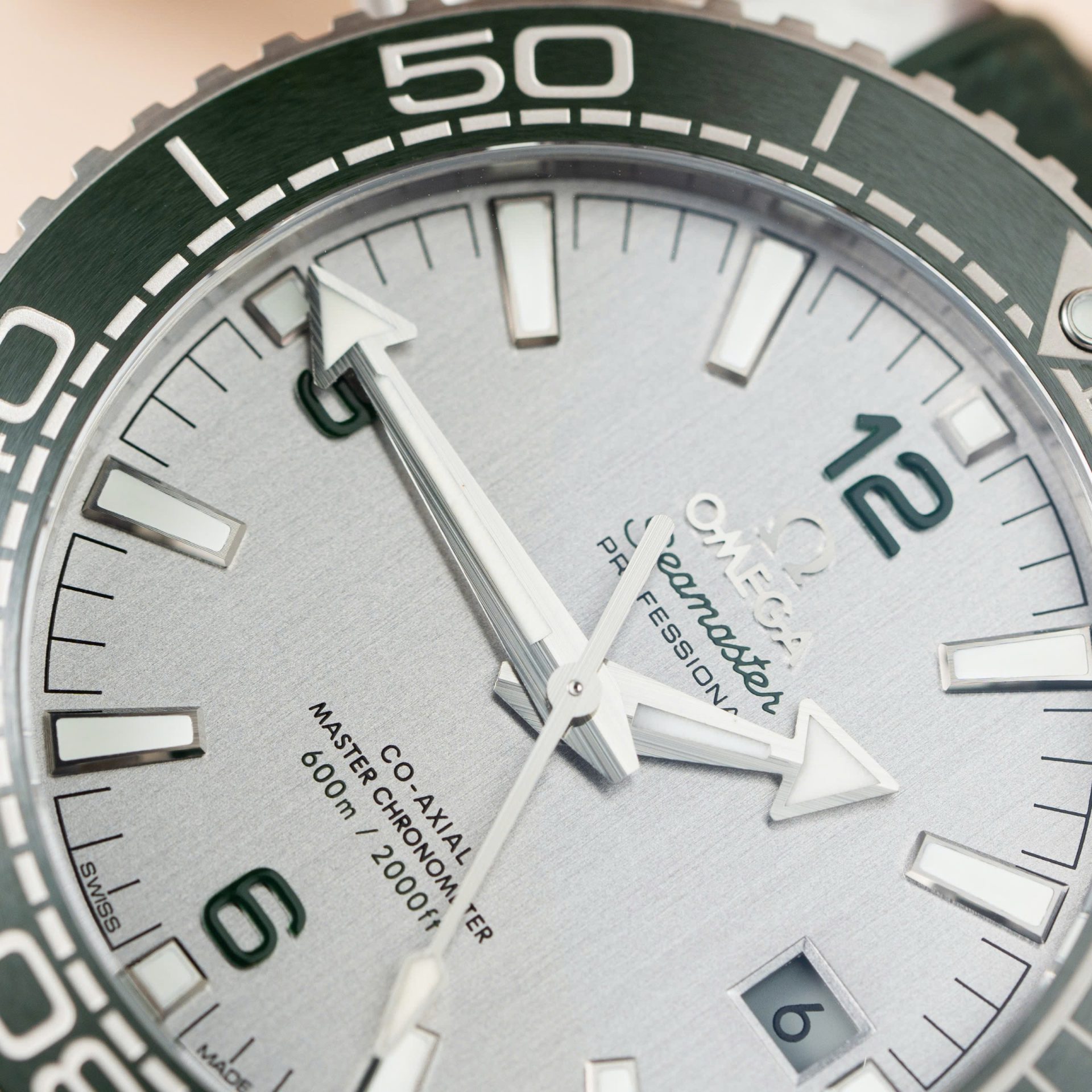 Omega Replica Watch Planet Ocean 600M Grey Dial Rubber Strap VS Factory 43.5mm - Top club