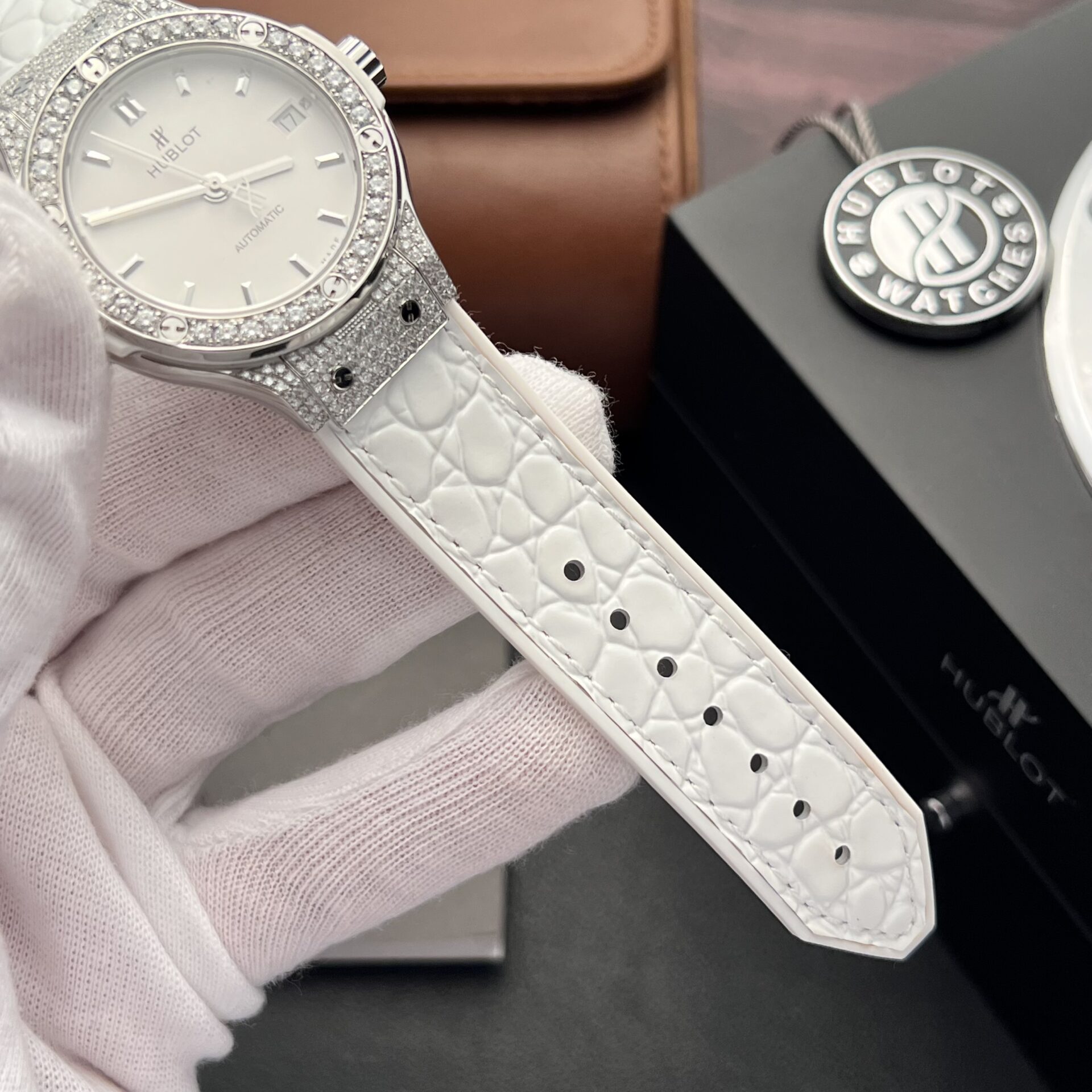 Hublot Rep 11 Watch Classic Fusion White Moissanite Diamond Case 38mm - Top club