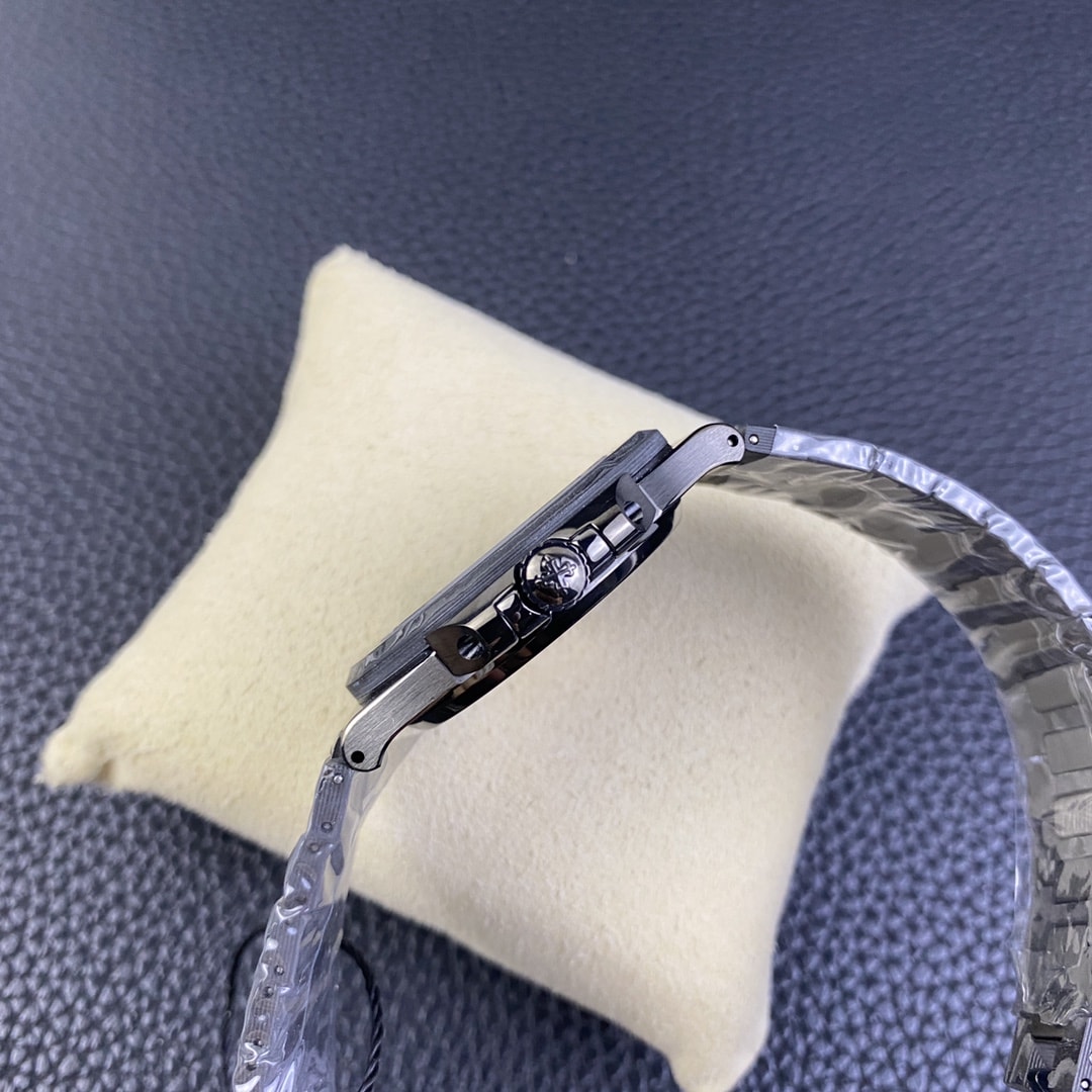 Best Fake Patek Philippe Replica Watch Nautilus All Carbon Black The Black Grail Project(1:1 replica) - Top club