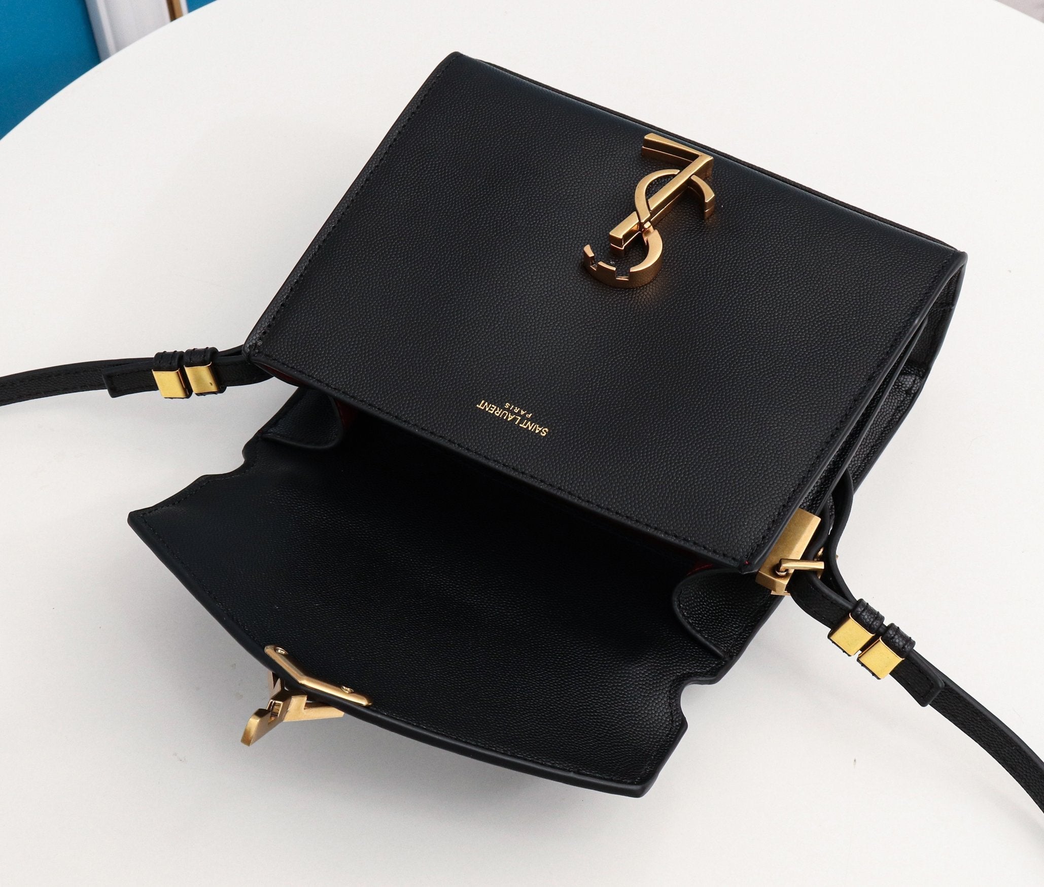 TO – Luxury Edition Bags SLY 1141:1High-quality replica