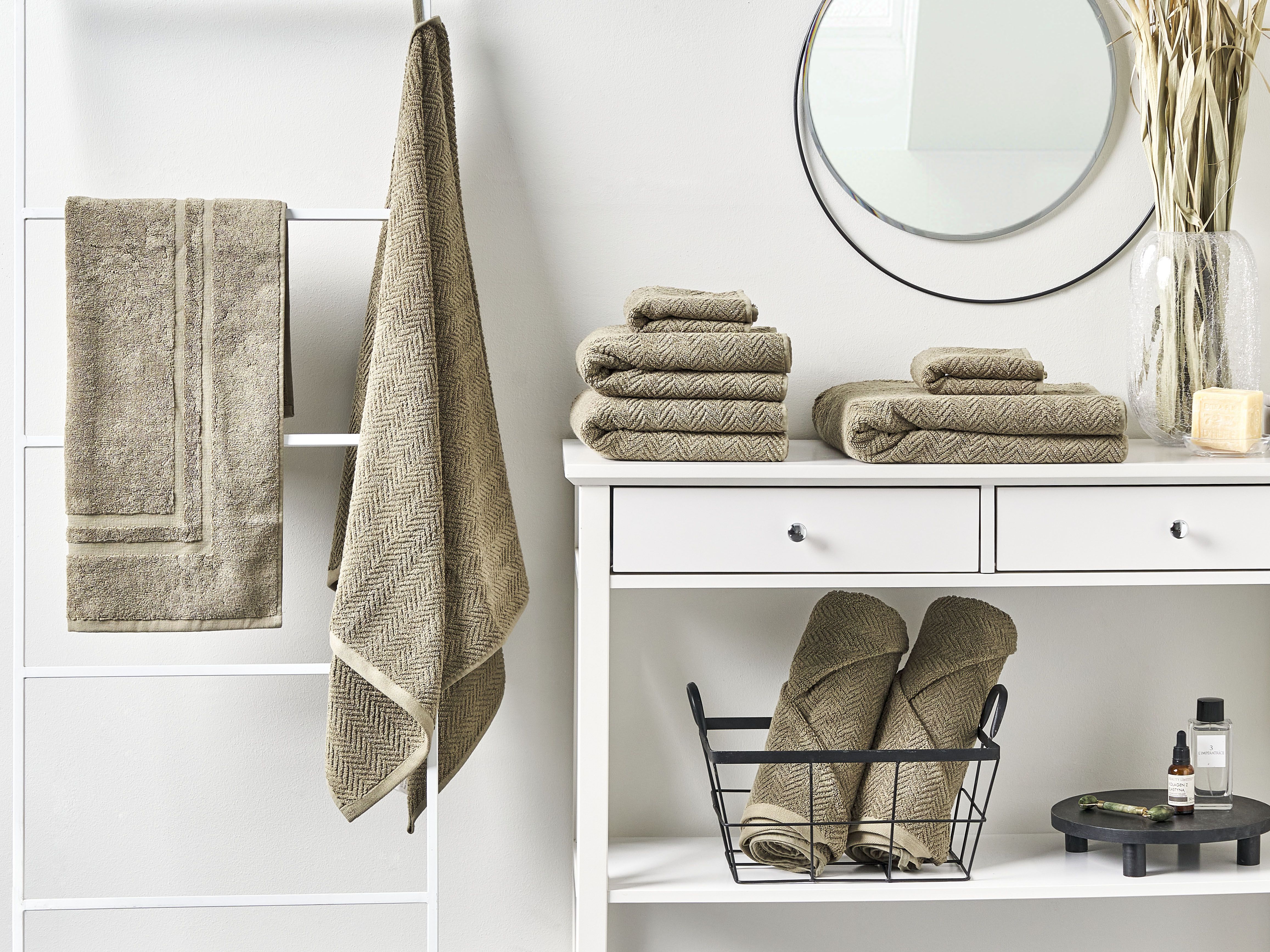 Set of 9 Towels MITIARO Terry Cotton Olive Green
