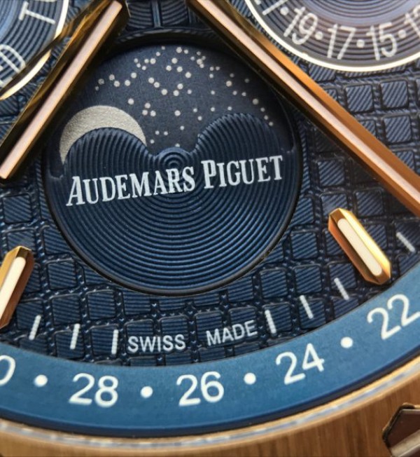 Replica Audemars Piguet JF Royal Oak 41mm 26574 YG Blue Textured Dial A5134 - Top club