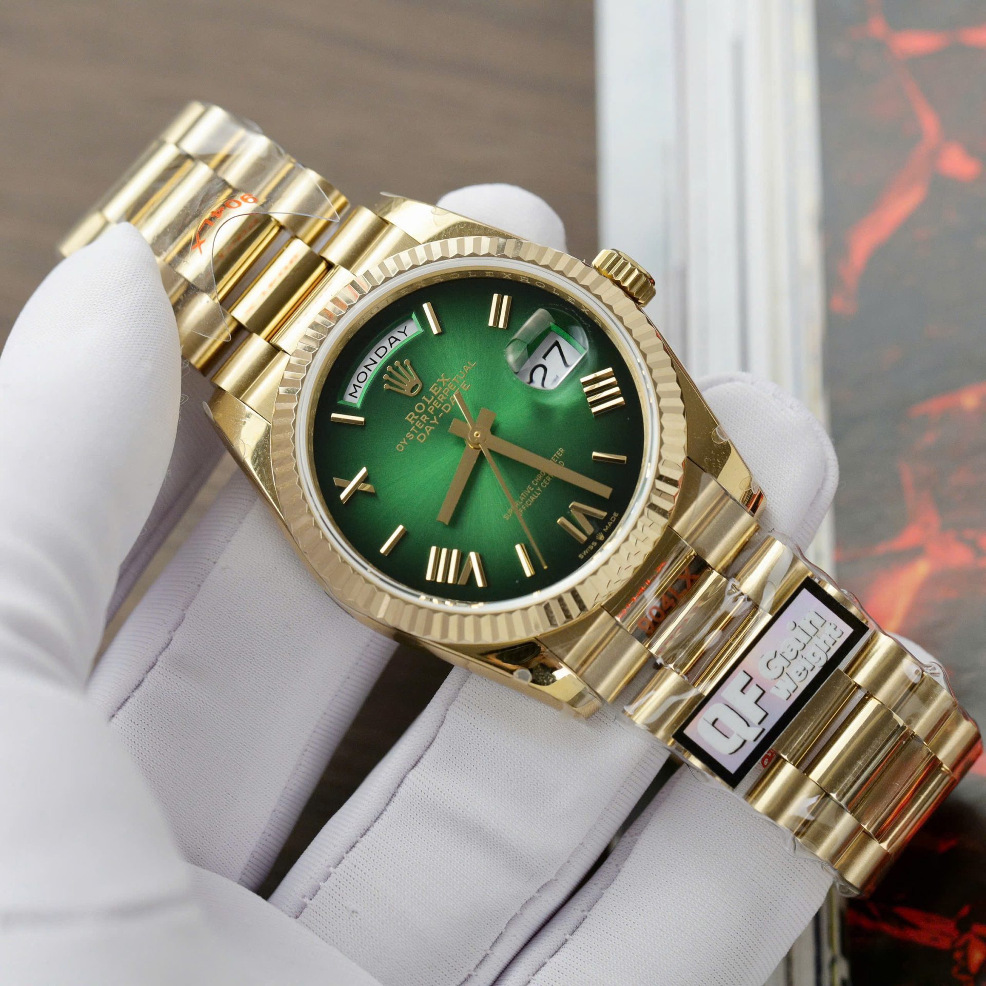 Rolex Day-Date 128238 Replica Watch Green Ombre Dial Weight 158gram QF 36mm - Top club