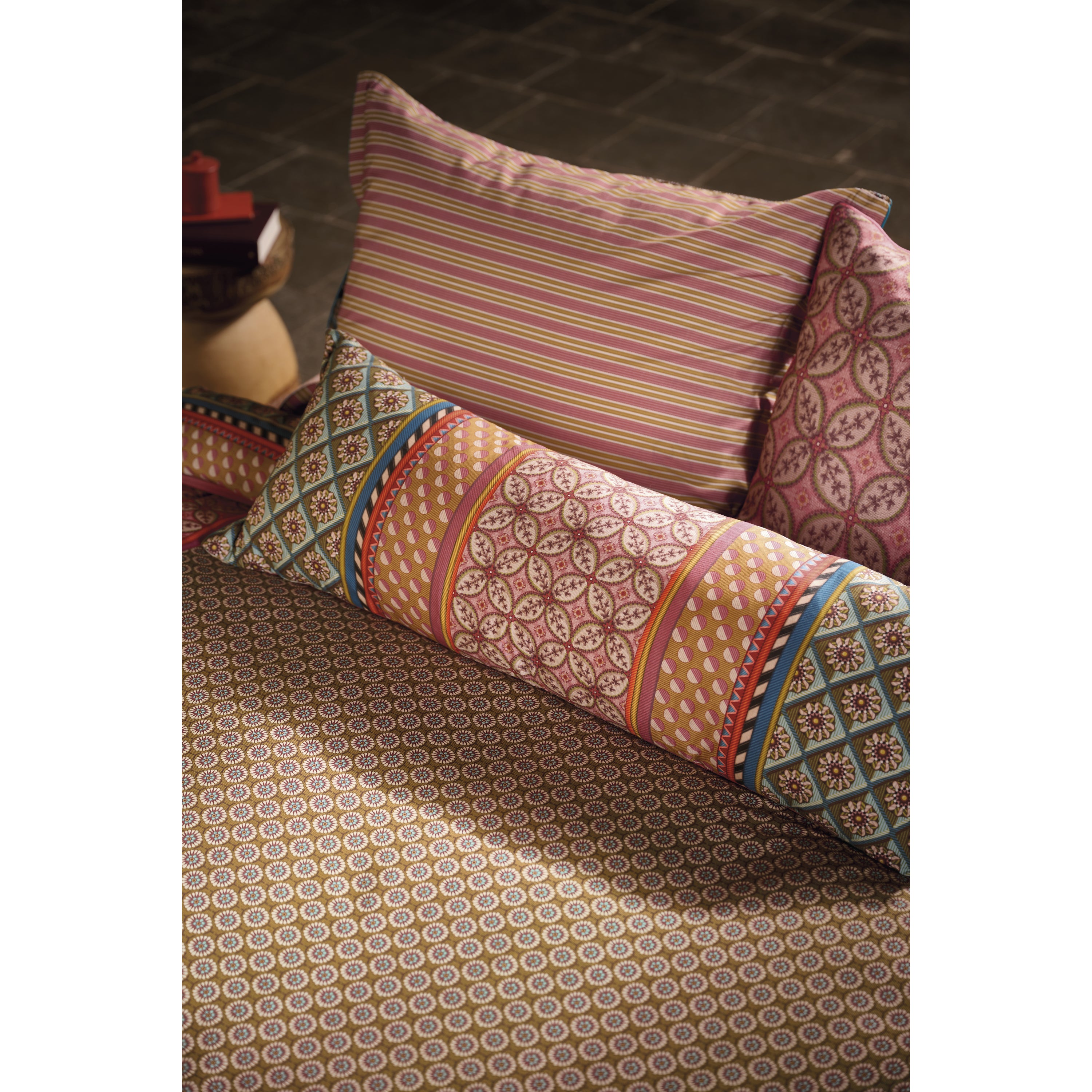 Pip Studio Bogolan Sierkussen 30 x 90 cm - Multi