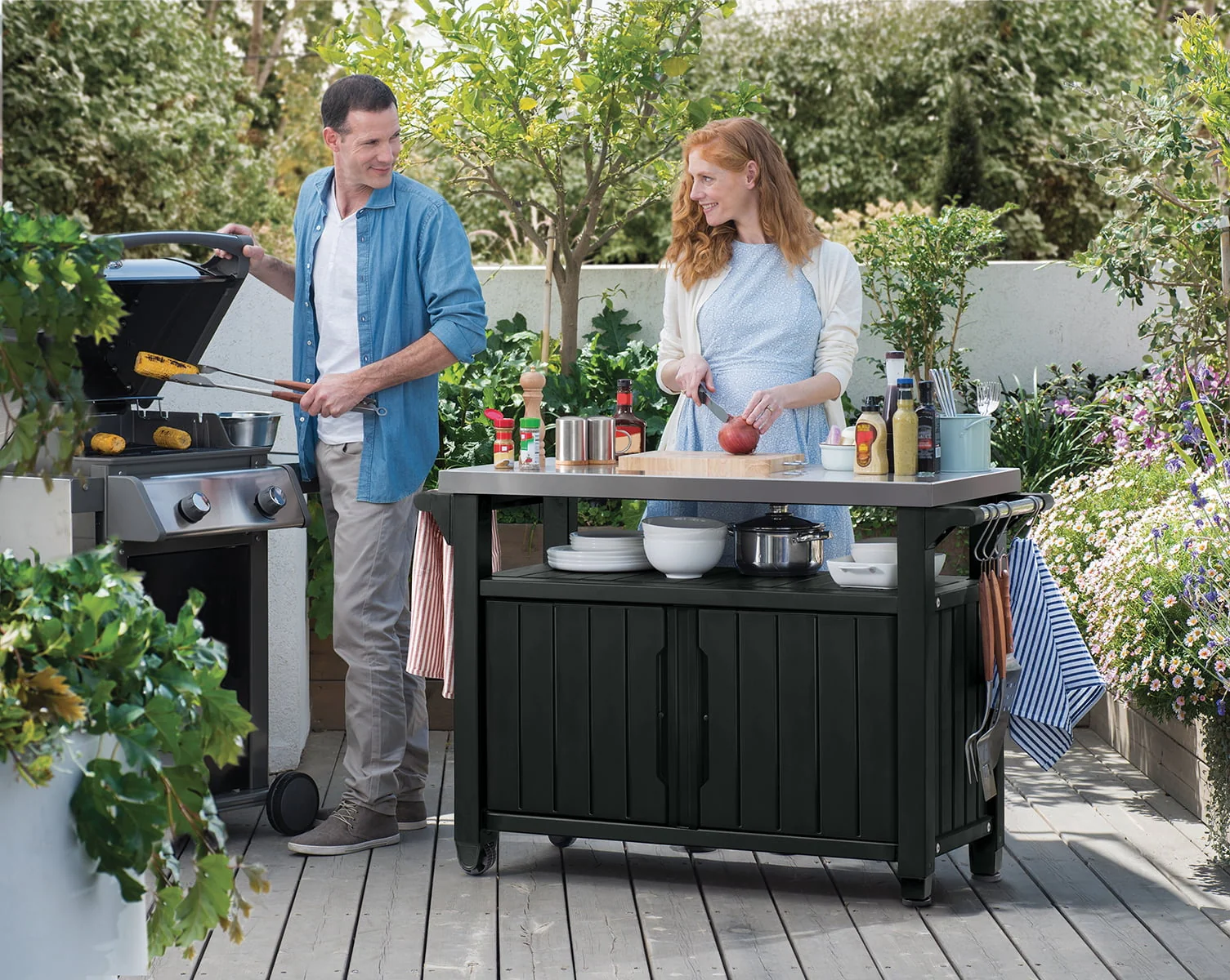 Keter Unity XL Resin Serving Station, All-Weather Plastic and Metal Grill, Storage and Prep Table, Graphite - Image 4