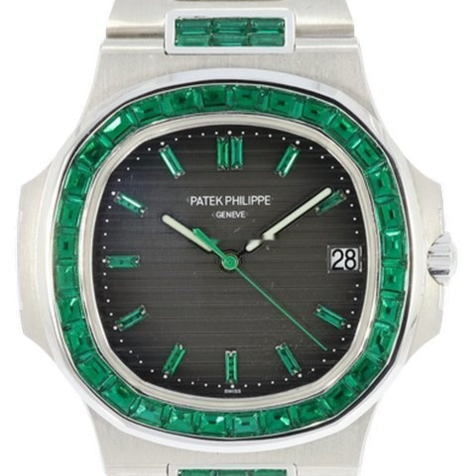 Patek Philippe Aftermarket 5711 Nautilus White Gold with Emeralds(1:1 replica) - Top club