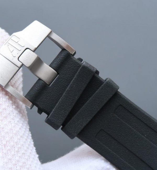 Replica Audemars Piguet JF Royal Oak Offshore Diver 15703 Black Dial Rubber Strap A3120 - Top club