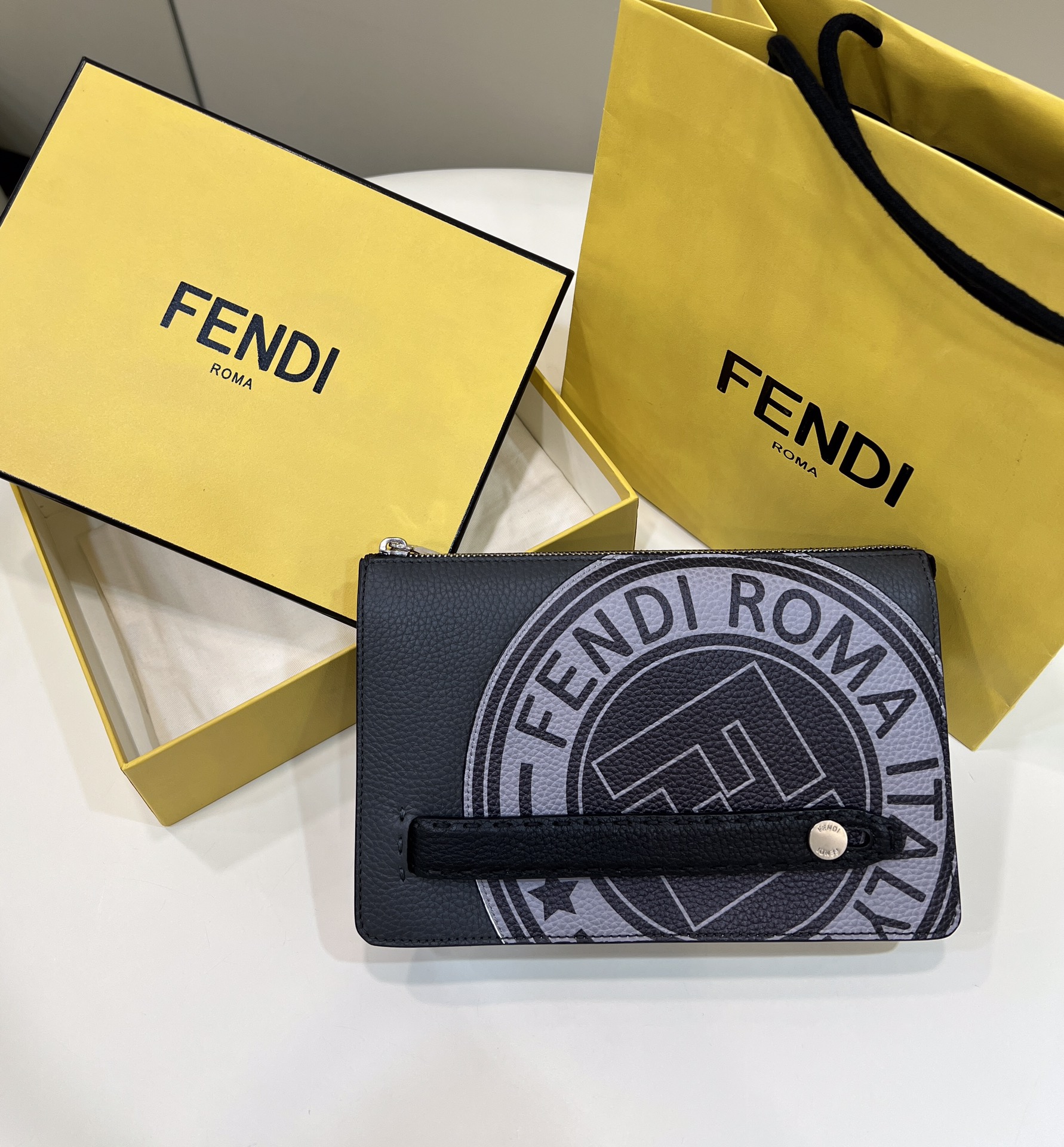 Fendi wallet - Replicaclubs