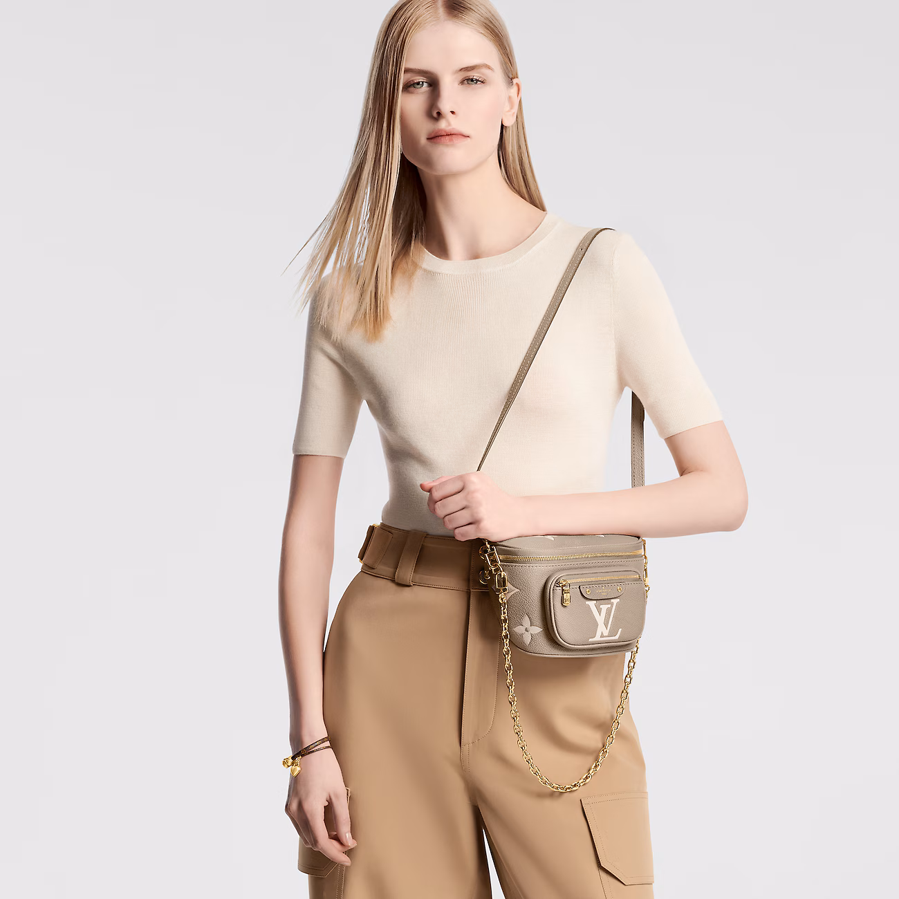 Mini Bumbag M832191:1High-quality replica