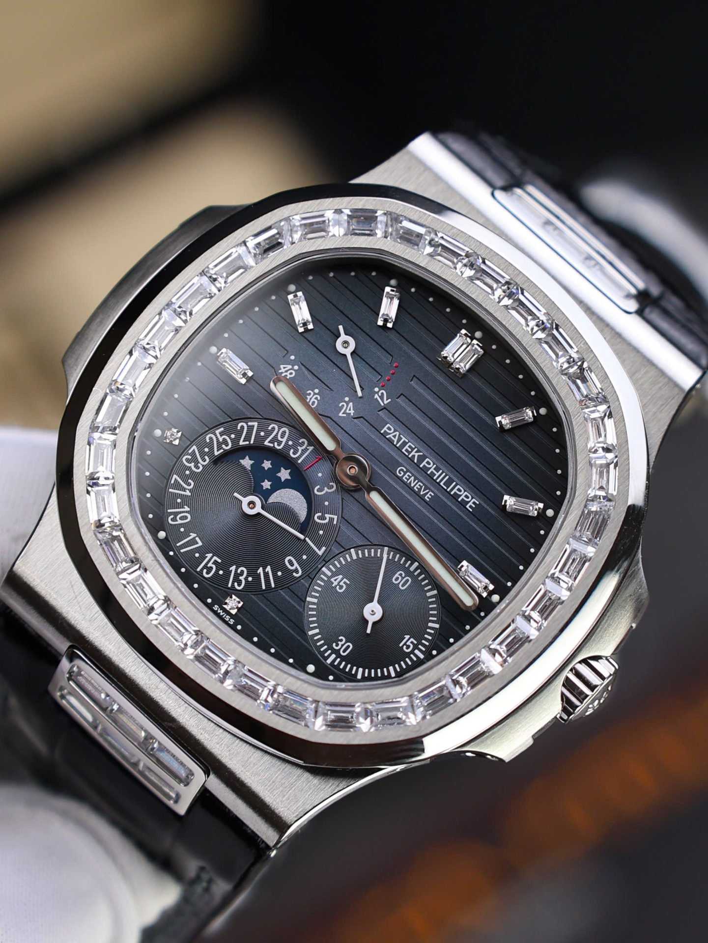 Patek Philippe Nautilus 5724 Blue Dial Replica Watch Full Function PPF Factory 40mm - Top club