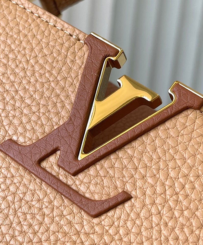 Louis Vuitton Capucines MM M22676 M230581:1High-quality replica