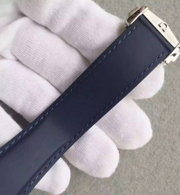 Replica Omega Seamaster Professional Chronograph Blue Bezel Blue Dial Rubber Strap A9900 - Top club